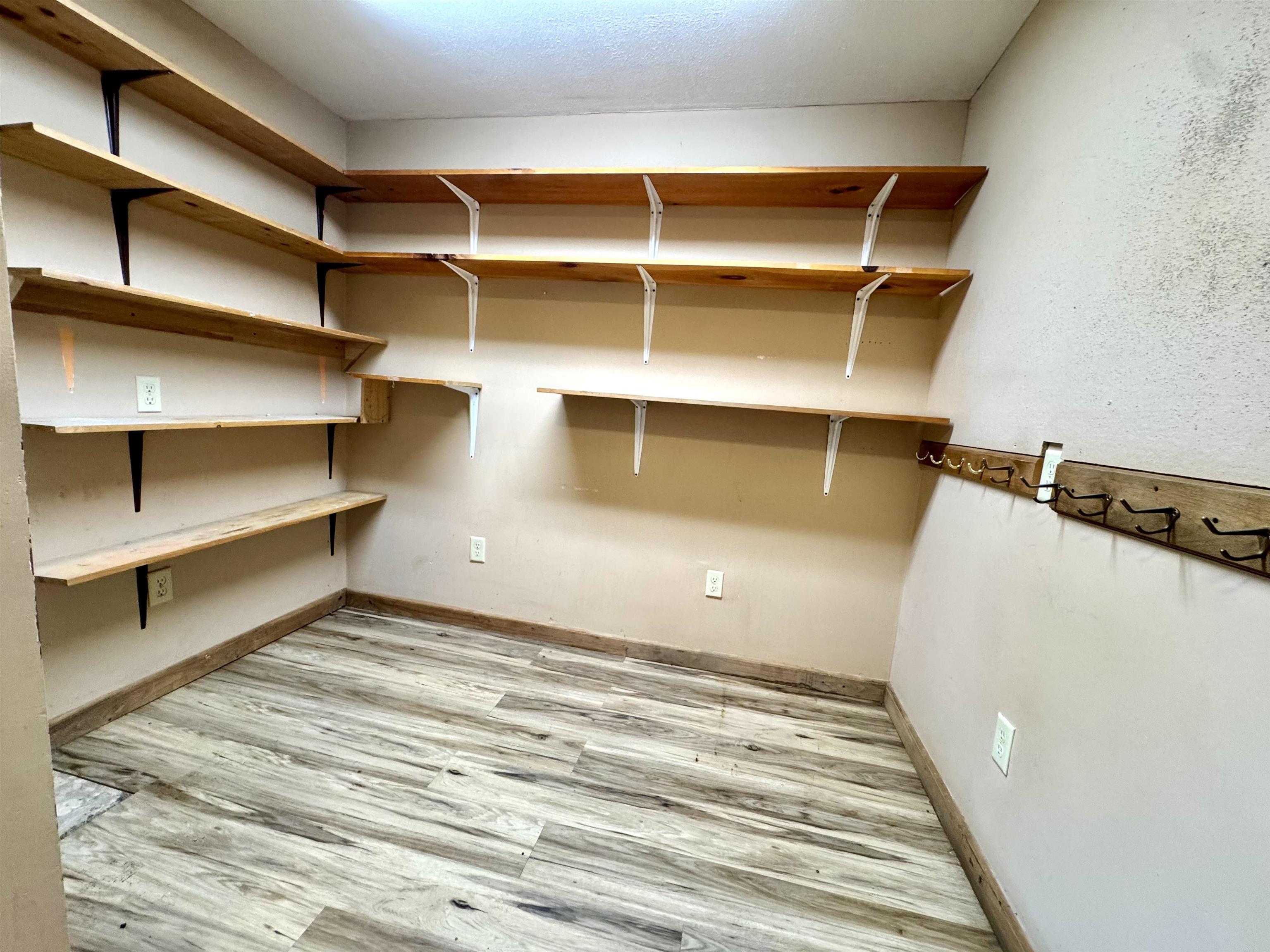 18 Stoddard Road Property Photo 10