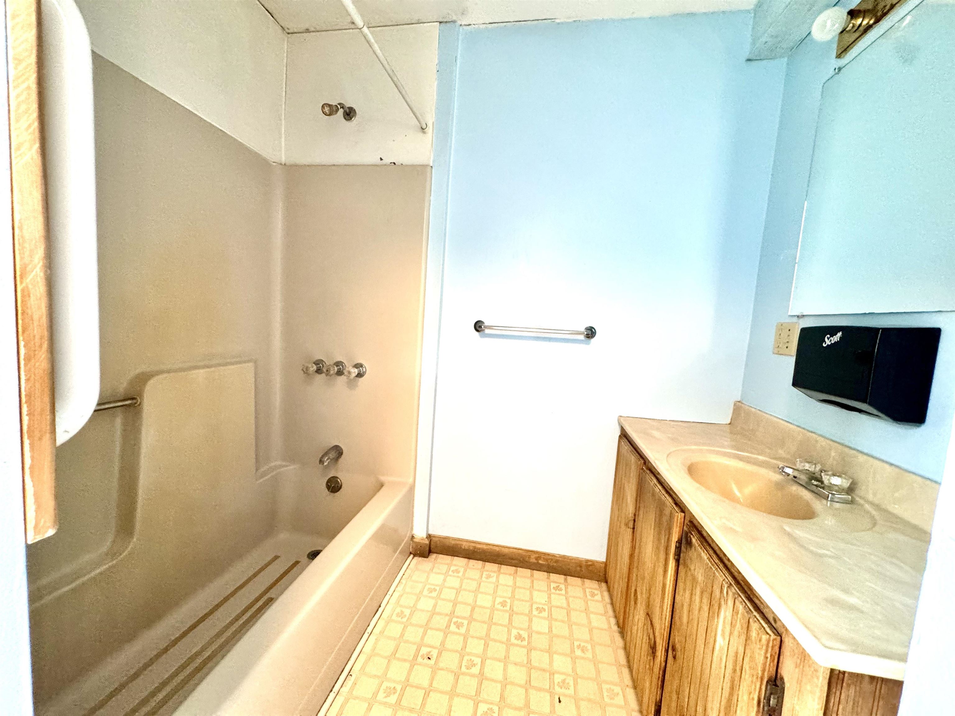 18 Stoddard Road Property Photo 27