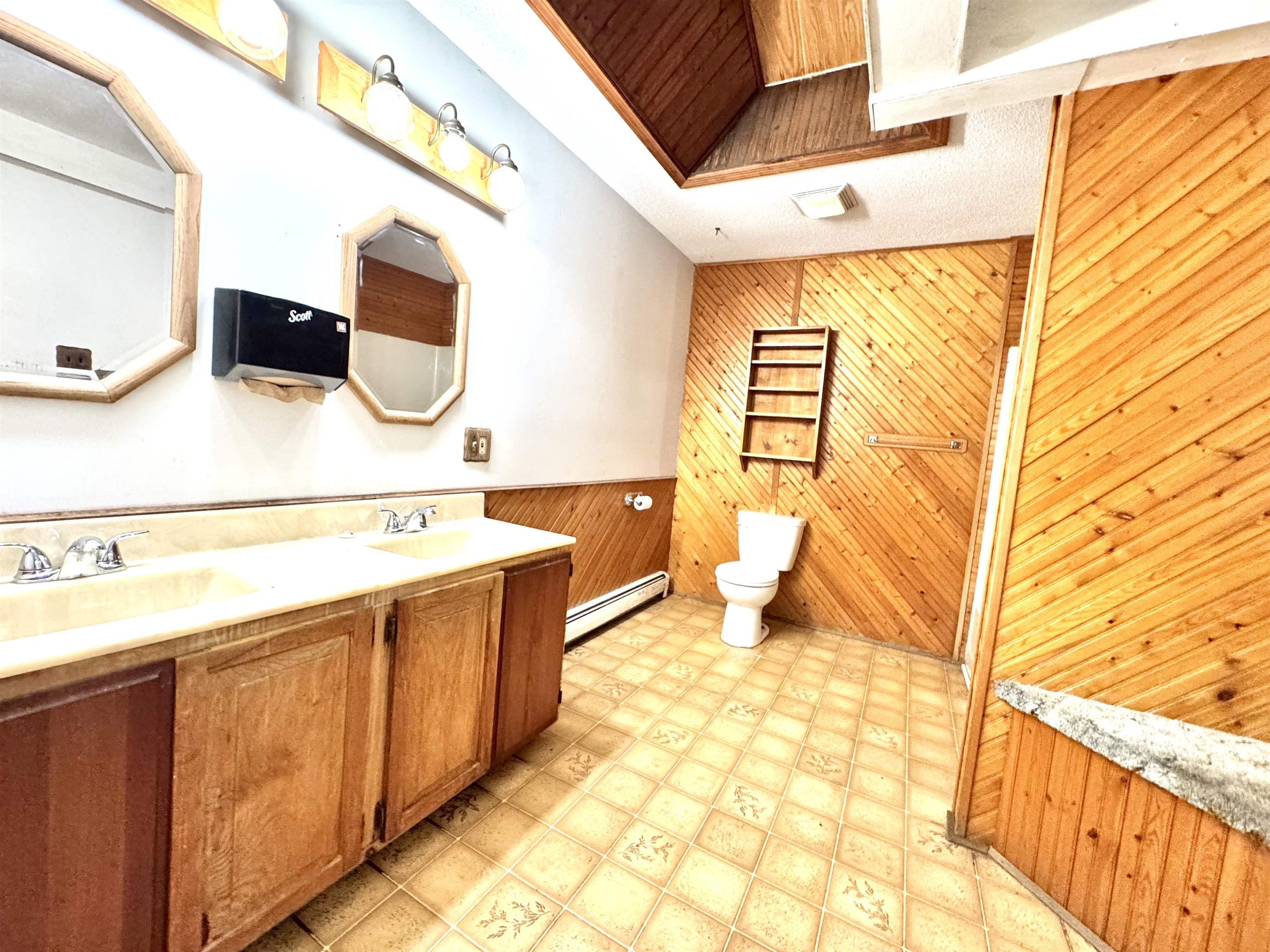 18 Stoddard Road Property Photo 38