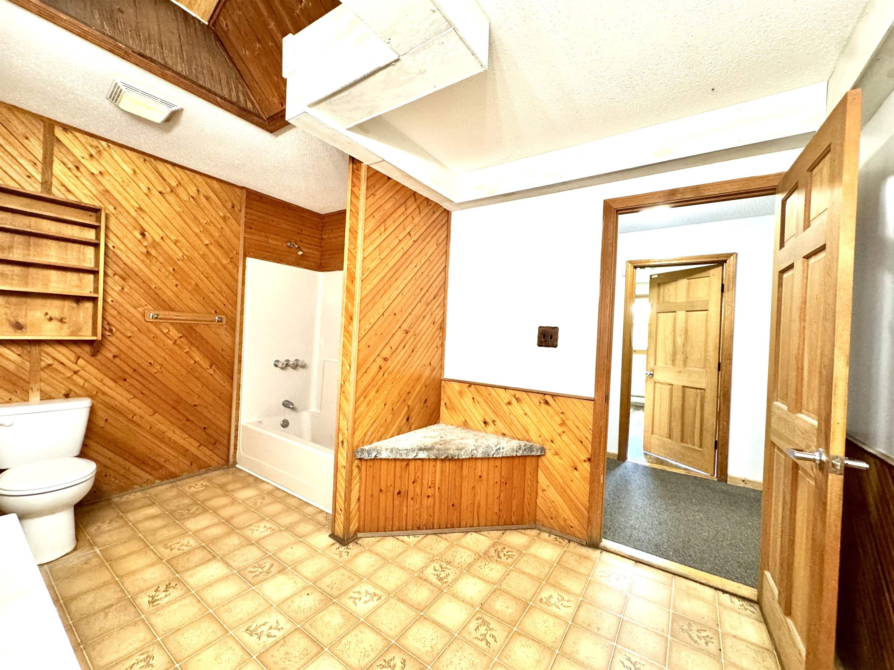18 Stoddard Road Property Photo 39