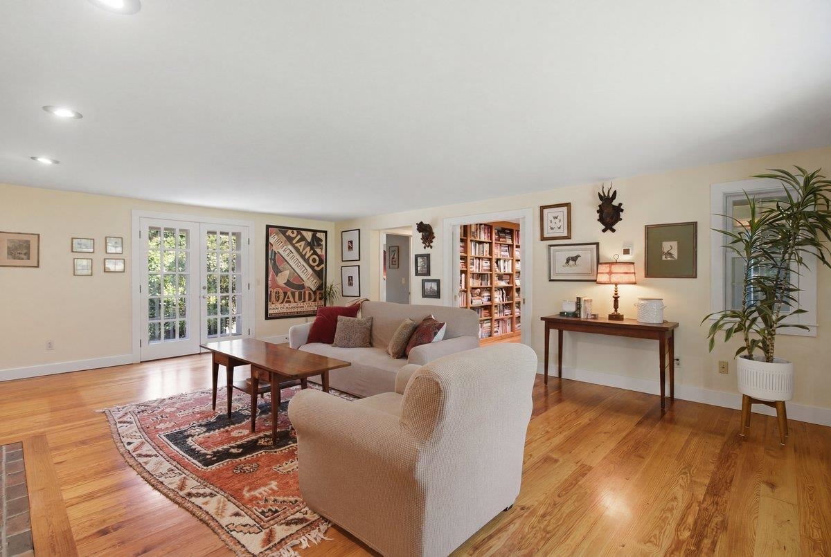 400 Spring Brook Road Property Photo 4