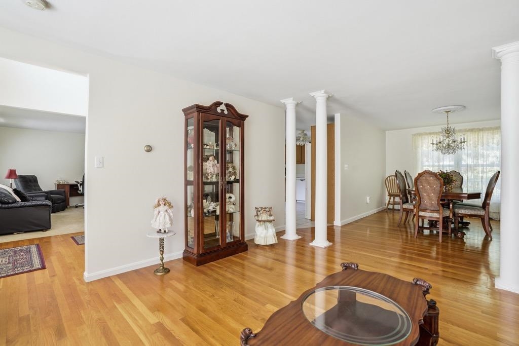 6 Hickory Hill Road Property Photo 8