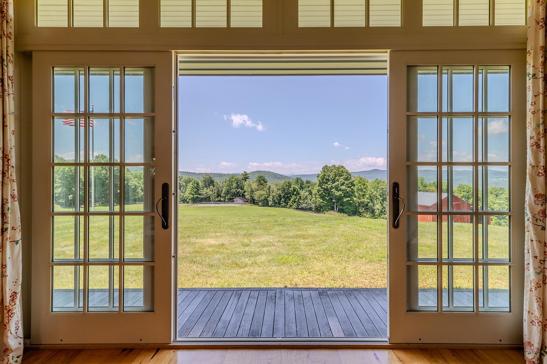 915 Peterkin Hill Road Property Photo 12