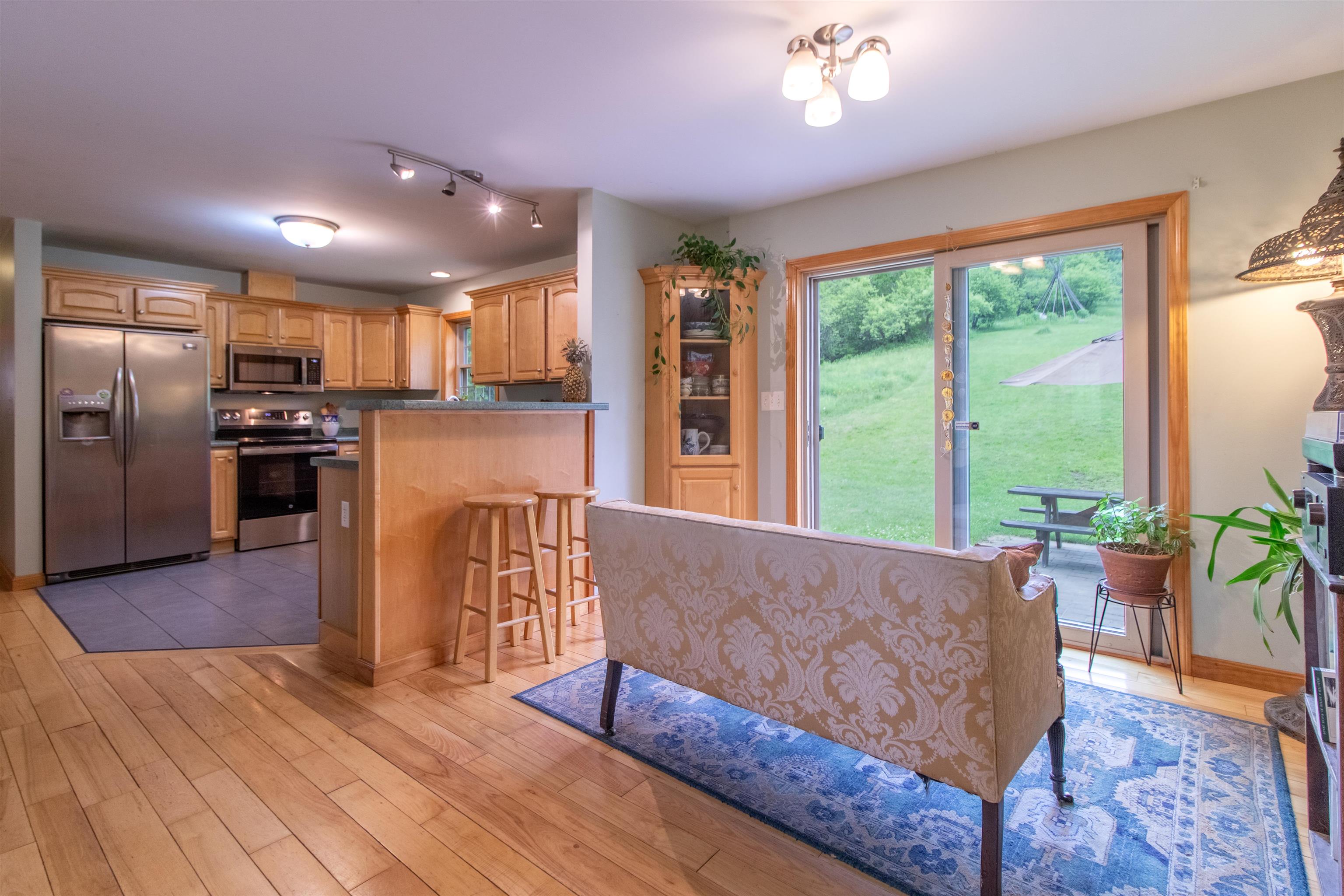 527 Mud Hollow Road Property Photo 5
