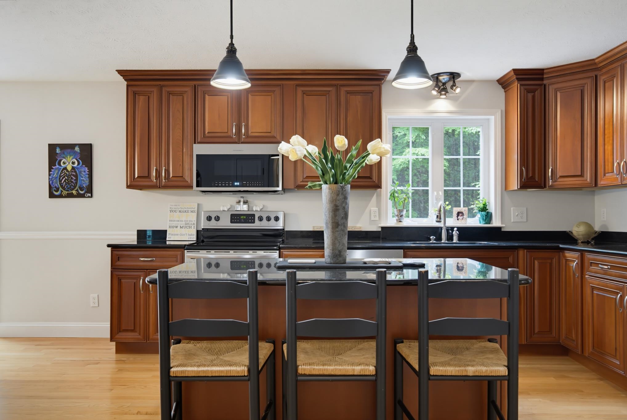 4 Hampshire Hills Drive Property Photo 9