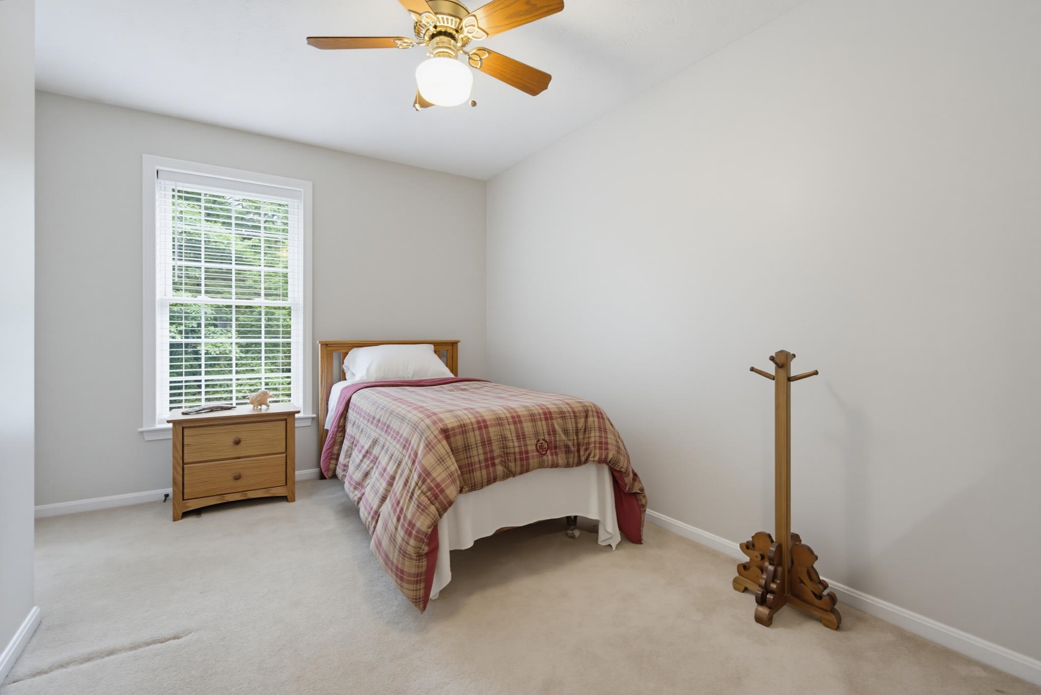 4 Hampshire Hills Drive Property Photo 29