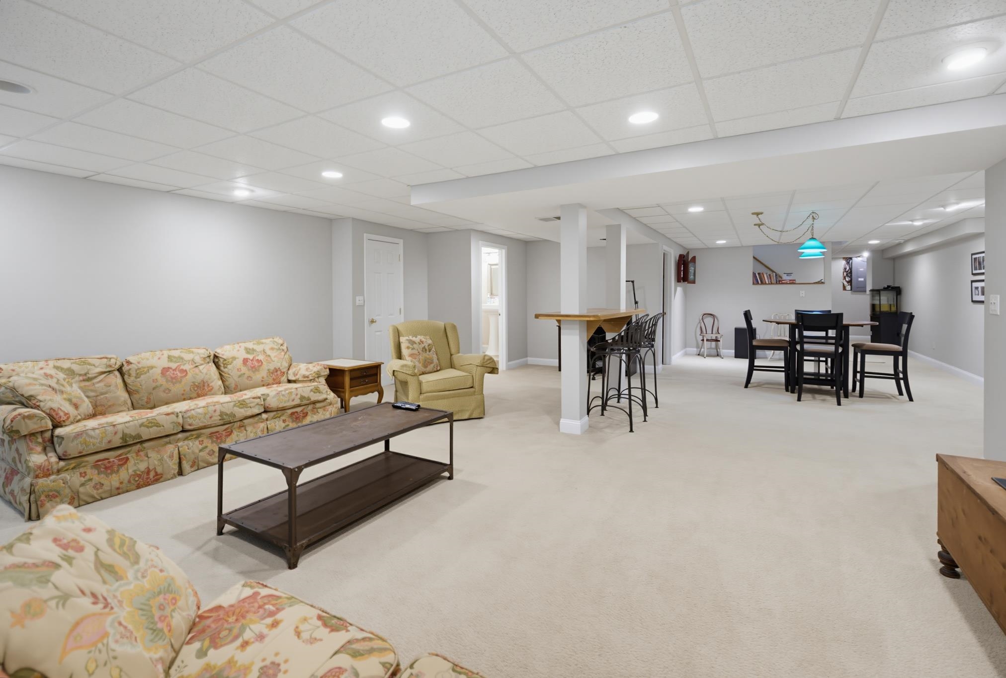4 Hampshire Hills Drive Property Photo 40