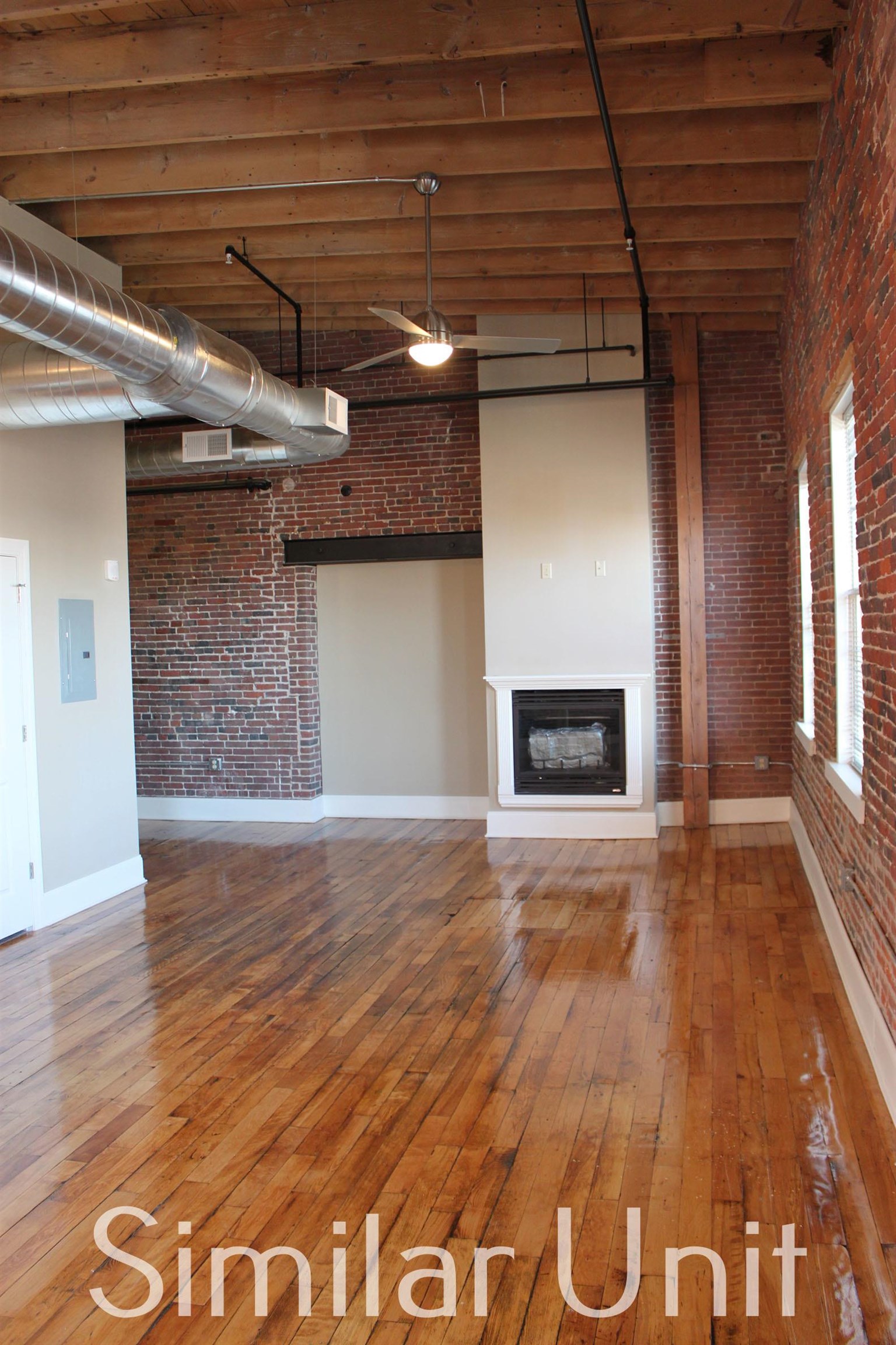300 Bedford Street Property Photo 9