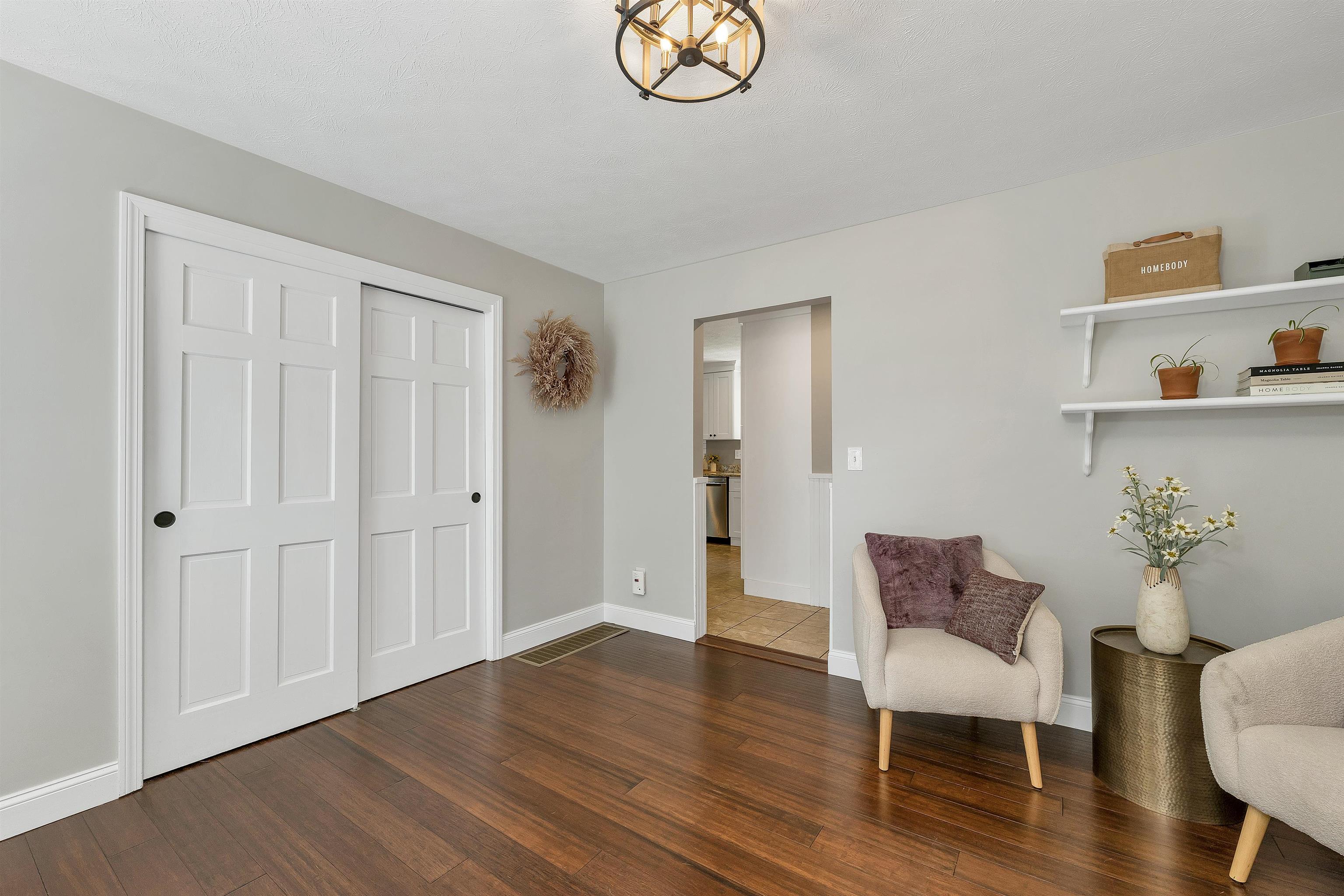 2 Hampshire Hills Drive Property Photo 25
