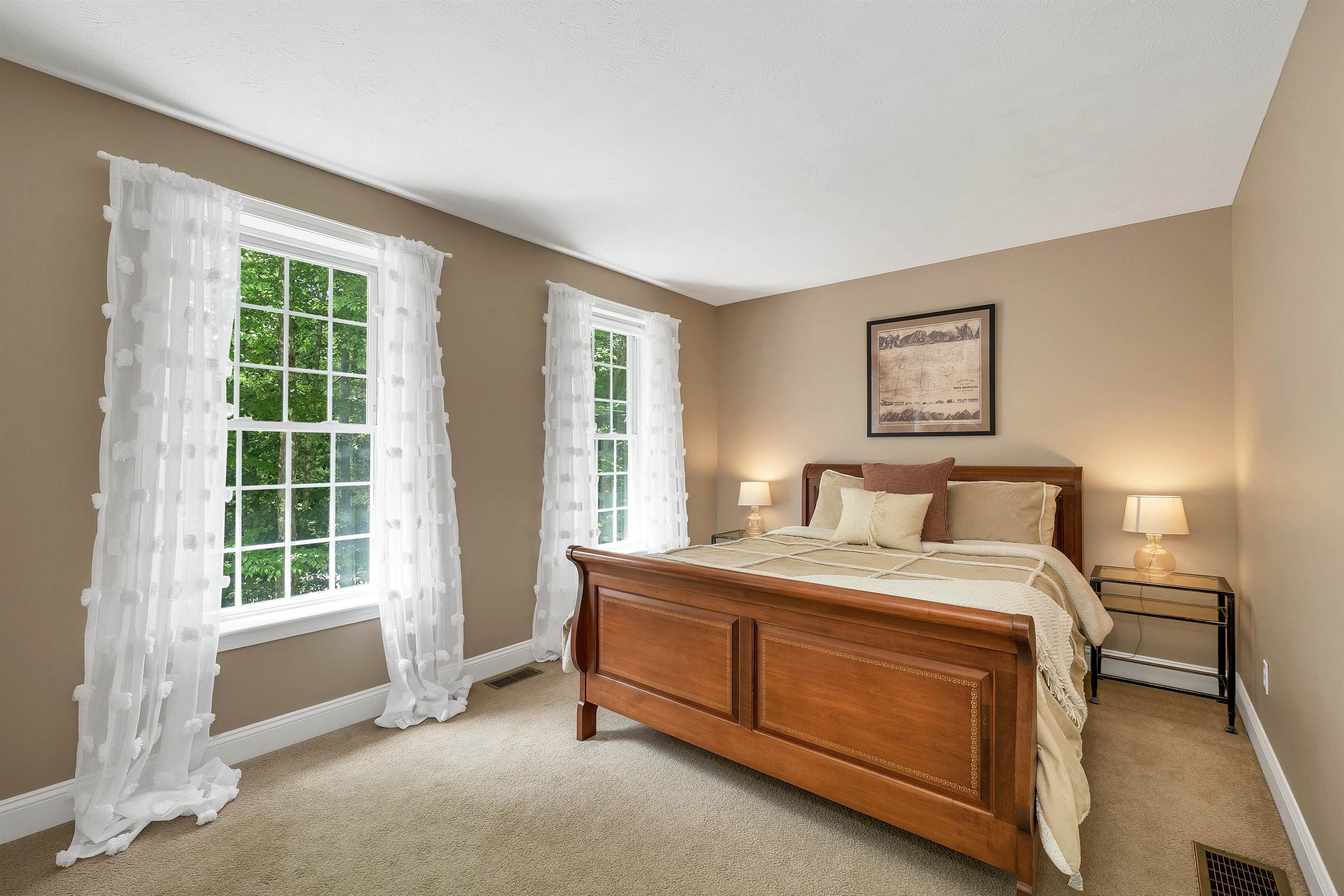 2 Hampshire Hills Drive Property Photo 33