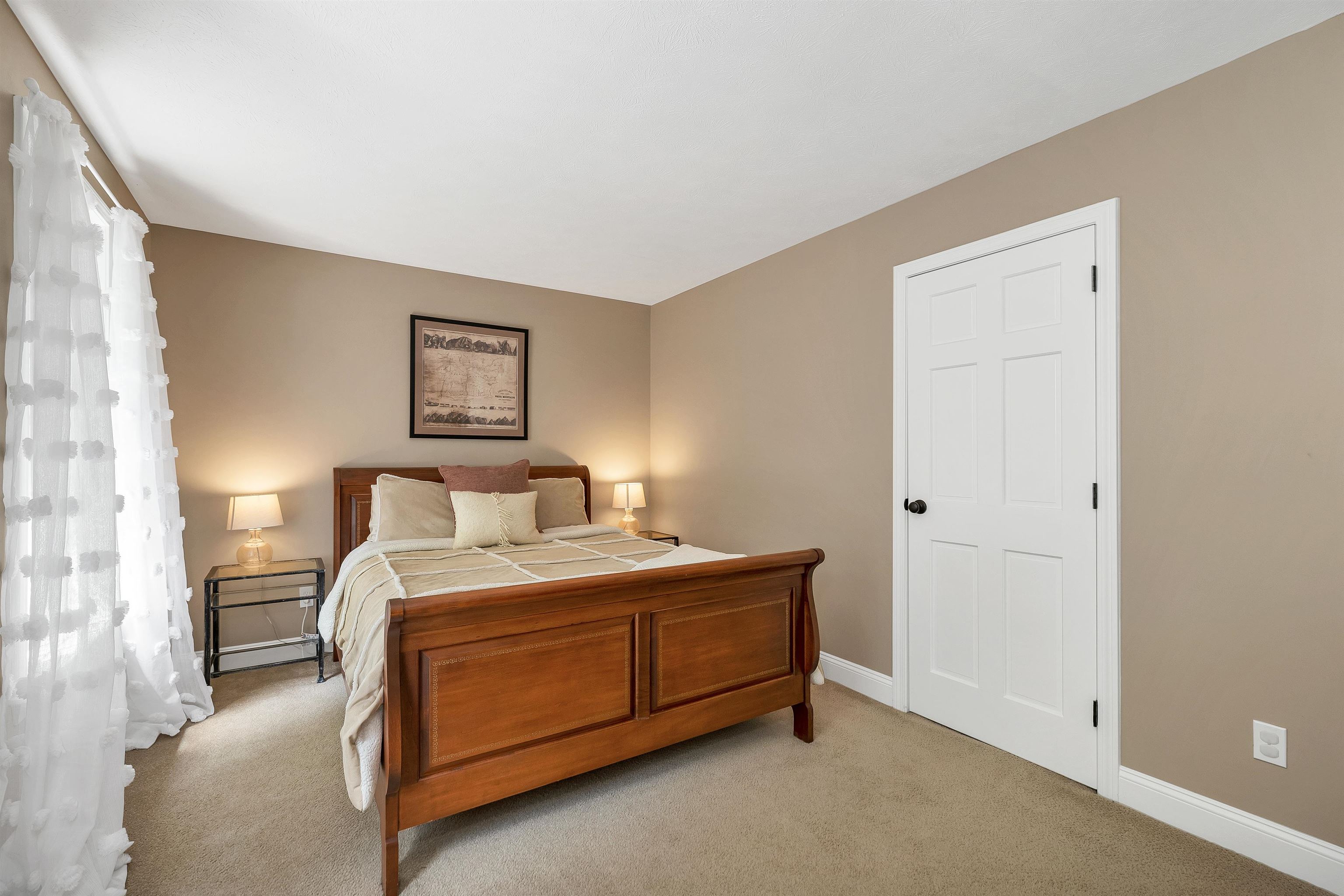 2 Hampshire Hills Drive Property Photo 34