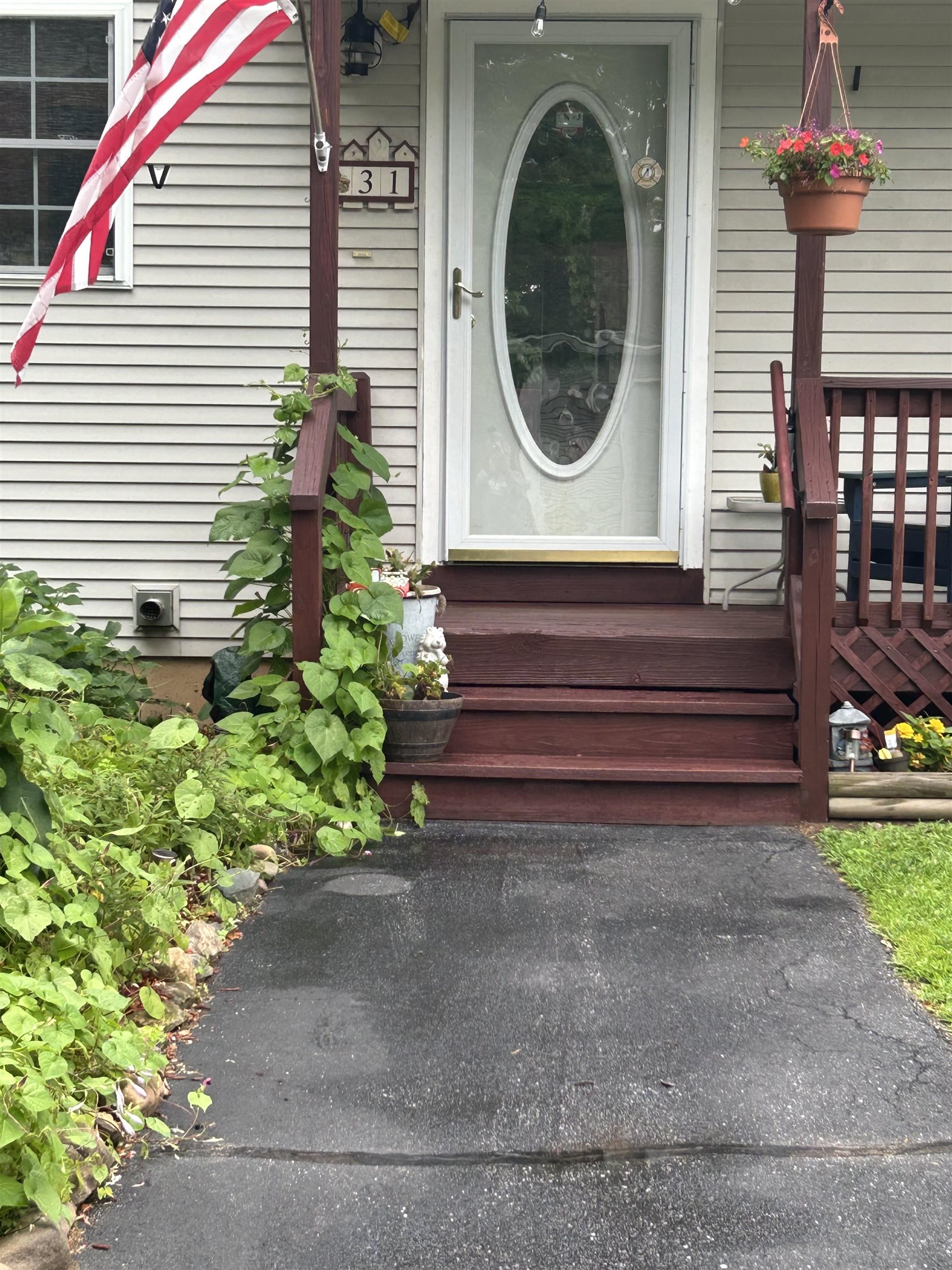 31 Twin Court Property Photo 5