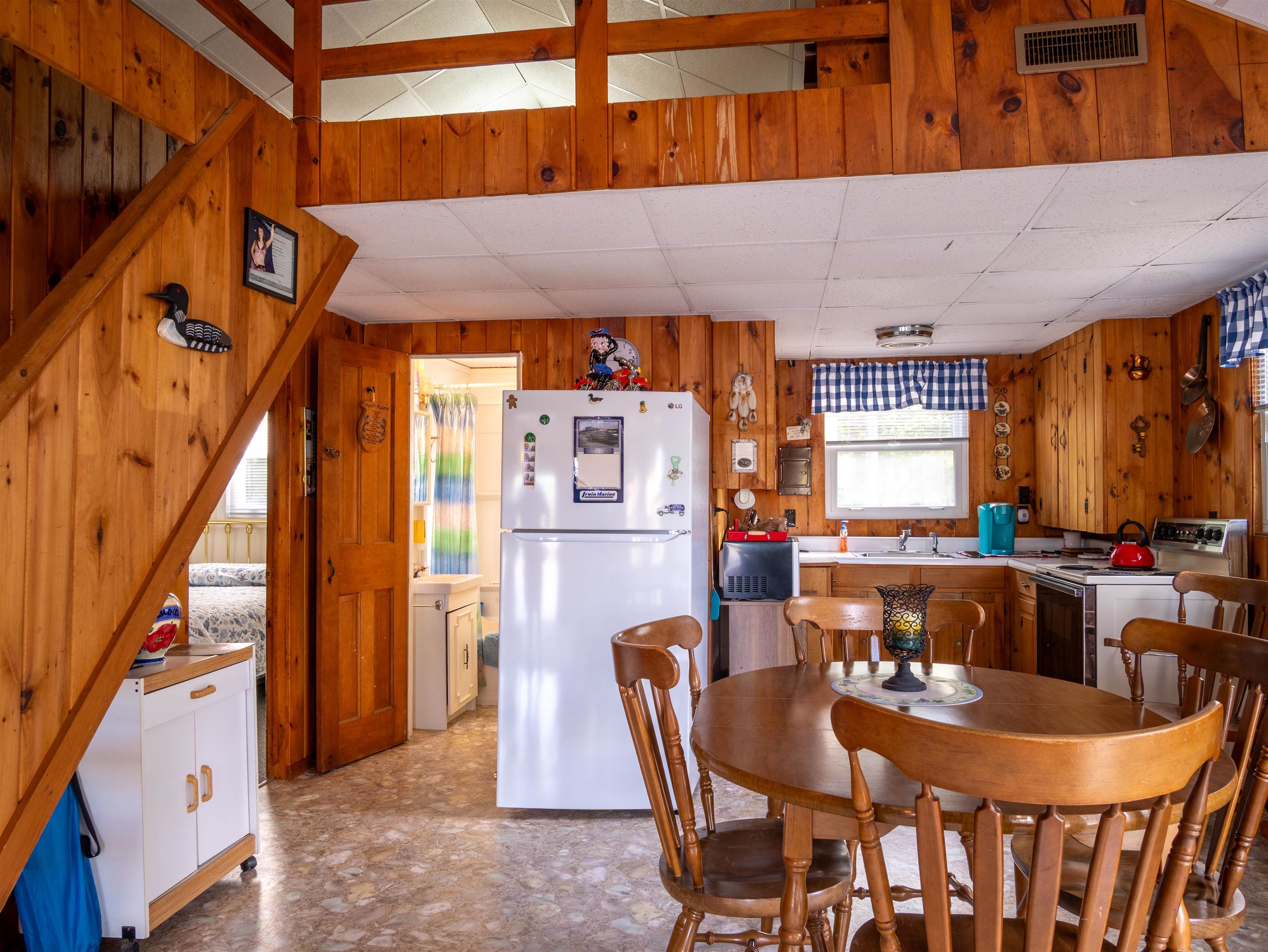 16 Hideaway Lane Property Photo 19