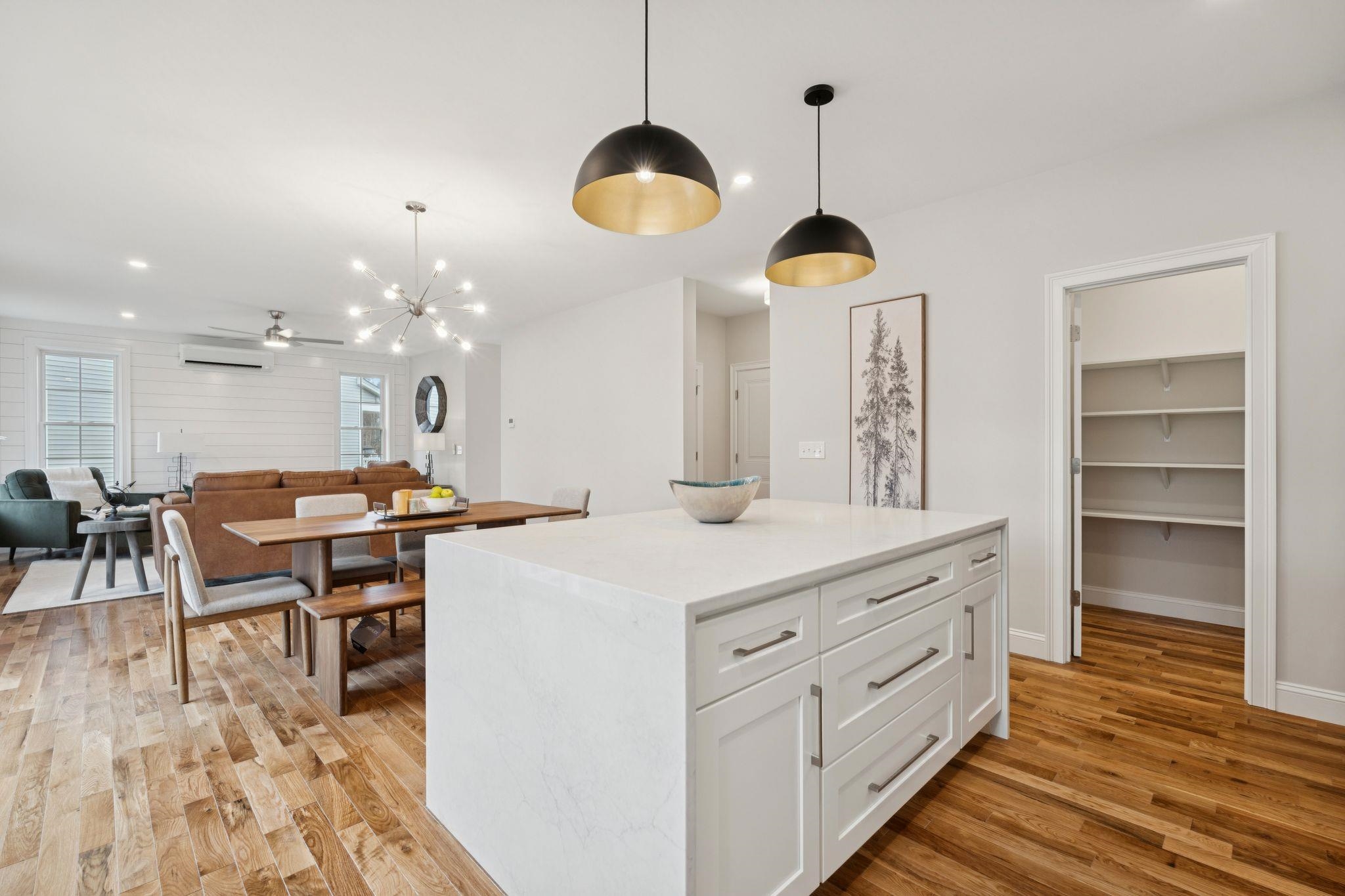 14 Landing Way Property Photo 3