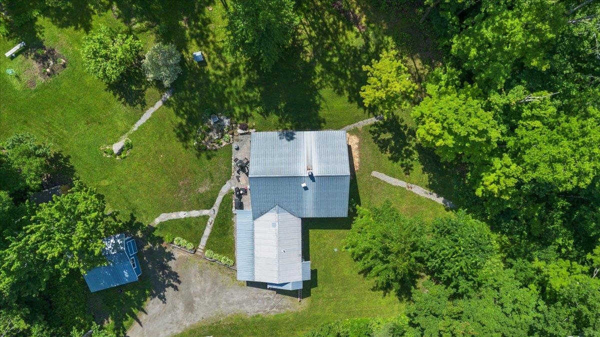 114 W Woodbury Road Property Photo 3