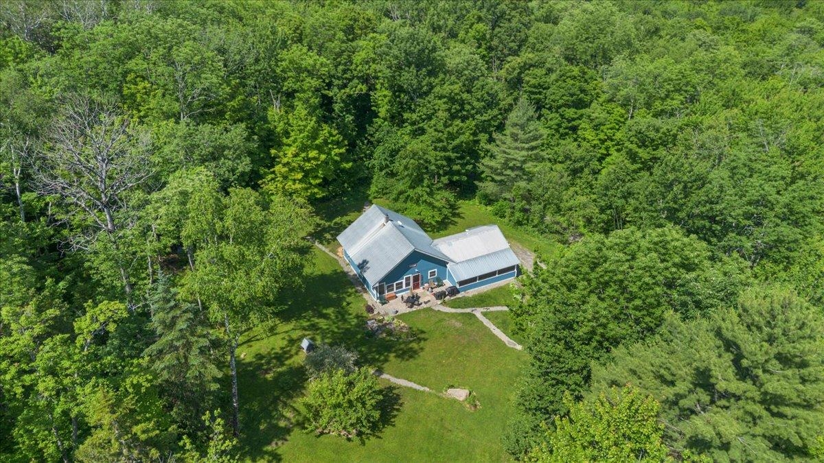 114 W Woodbury Road Property Photo 8
