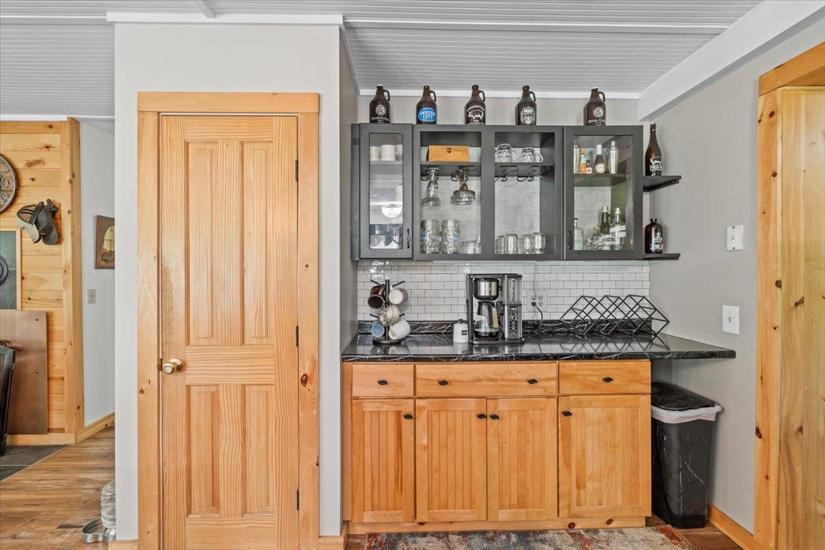 114 W Woodbury Road Property Photo 23