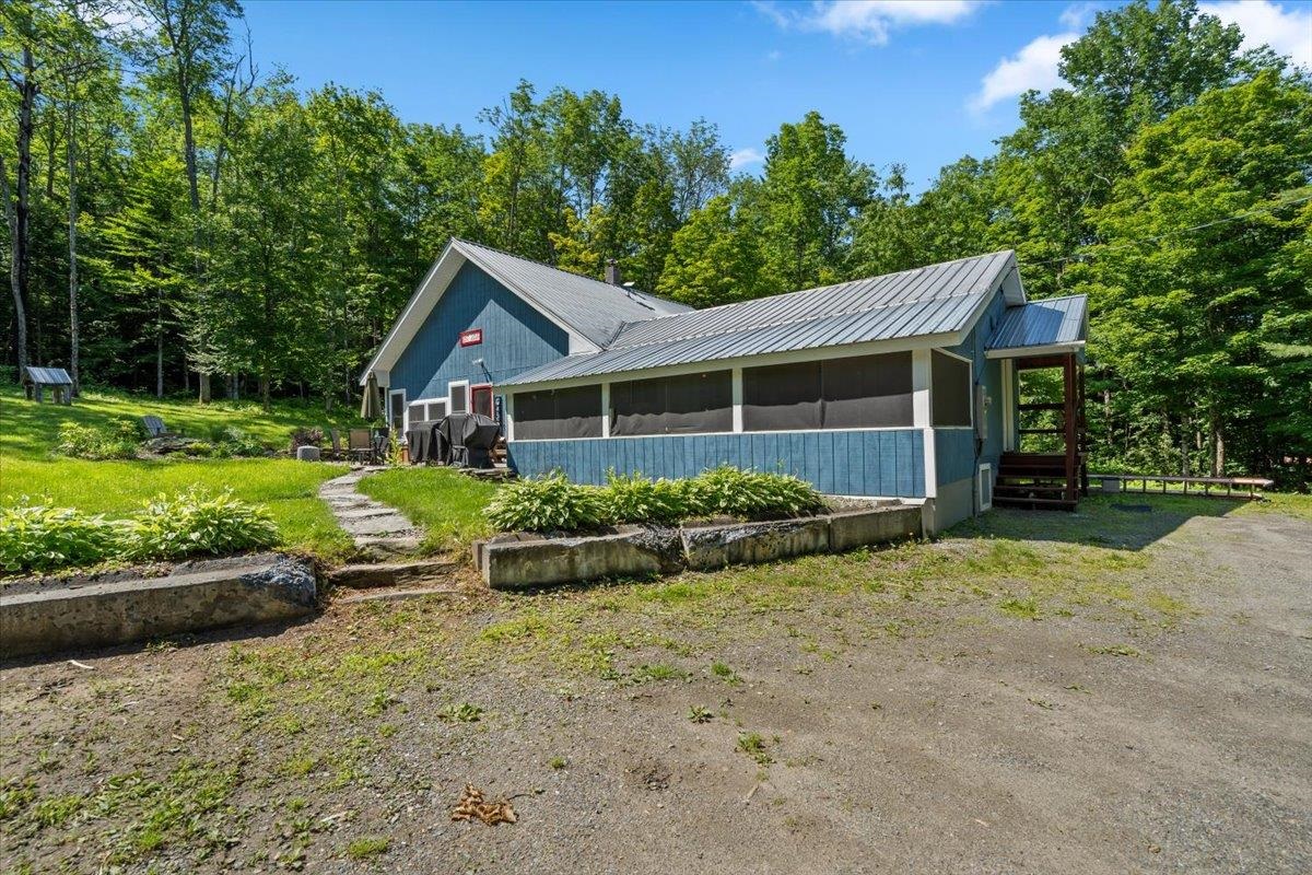 114 W Woodbury Road Property Photo 41
