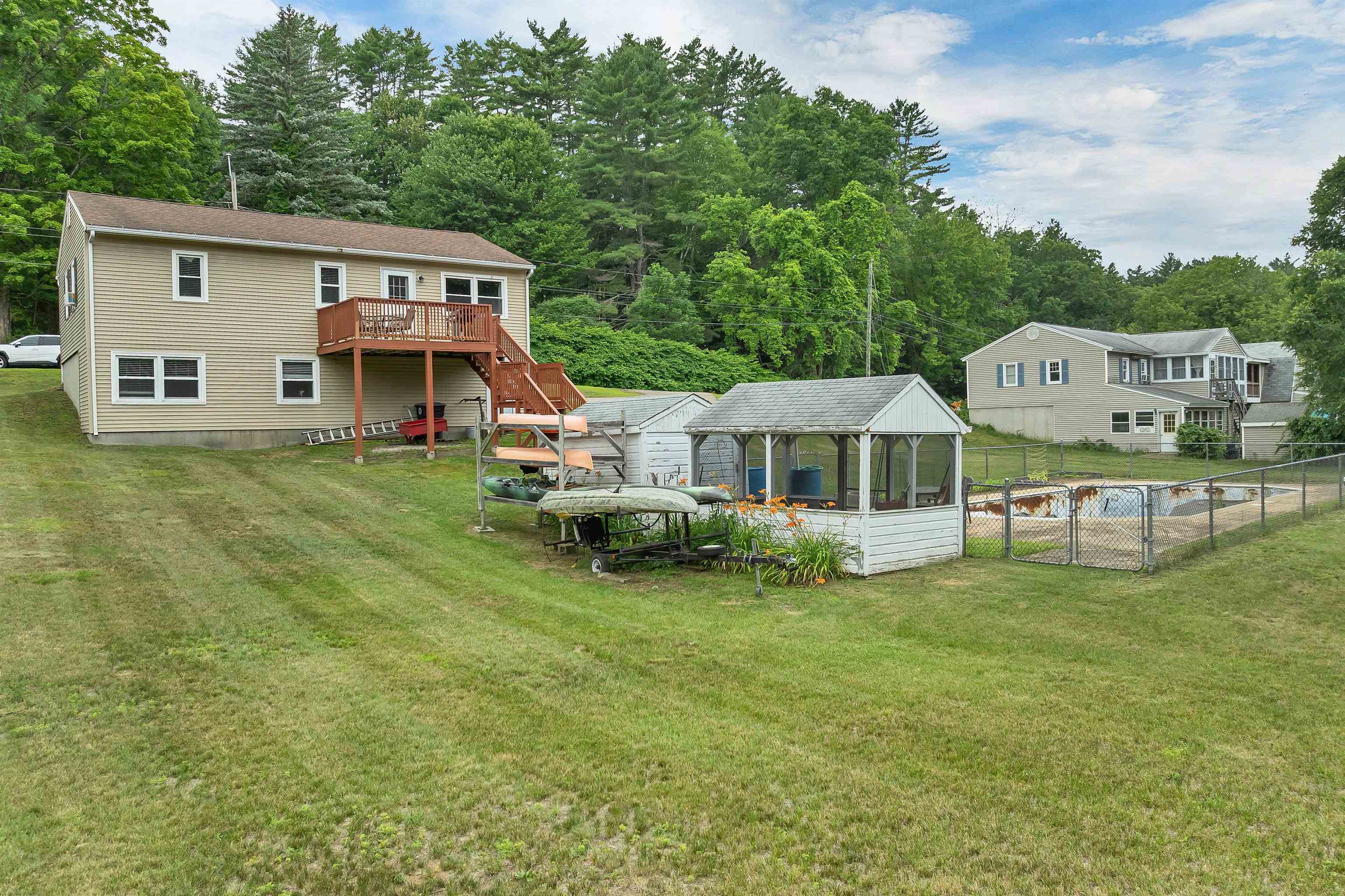 185 Summit Street Property Photo 4