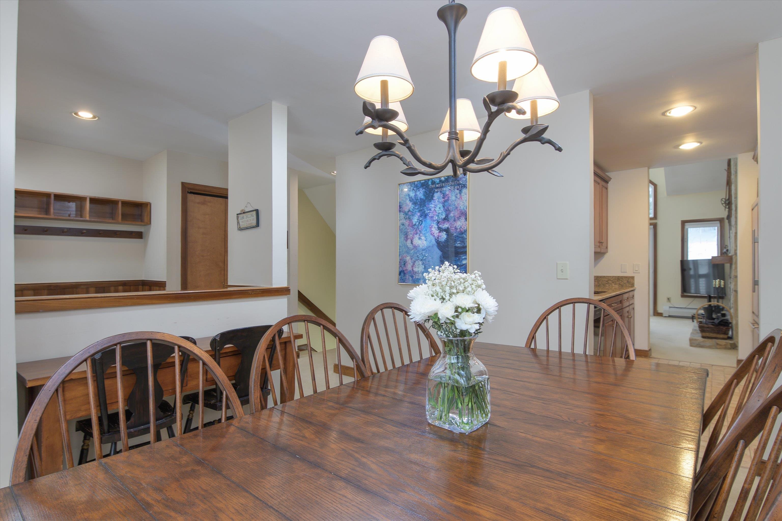 1-c Townhouse Square Property Photo 4