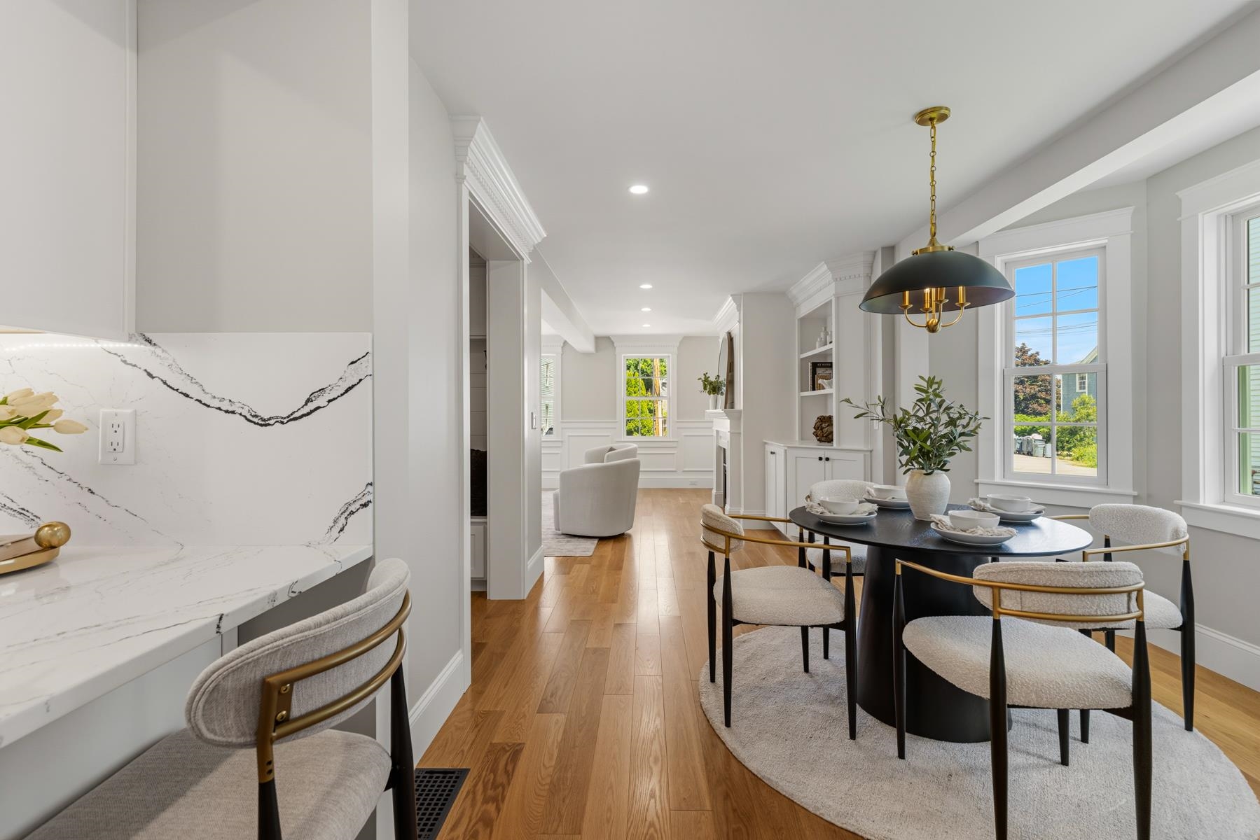 6 Dearborn Street Property Photo 10