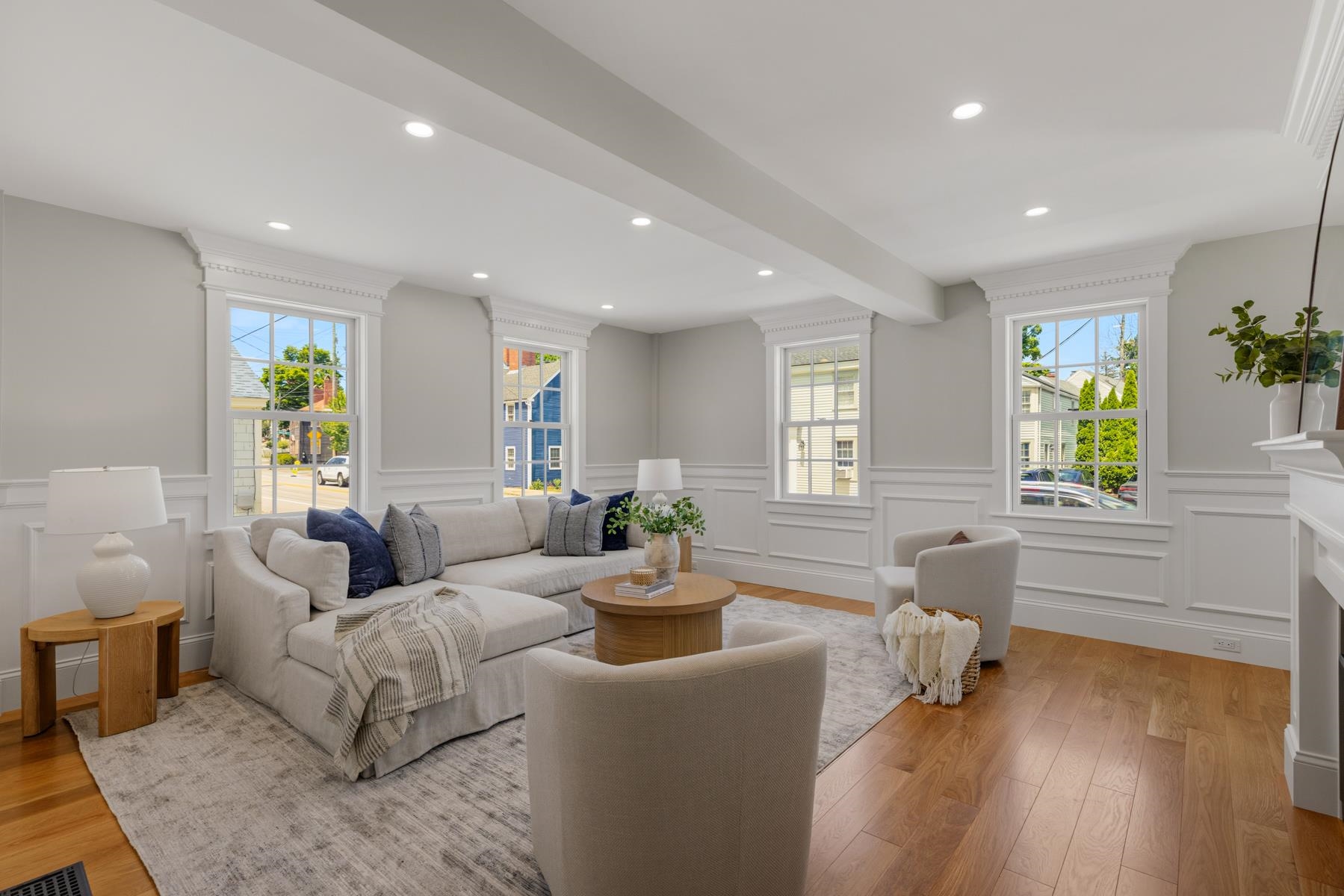 6 Dearborn Street Property Photo 17