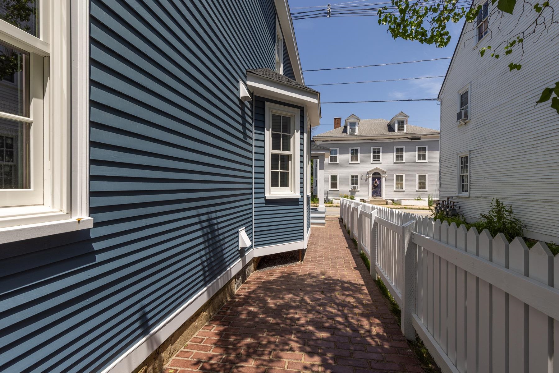 6 Dearborn Street Property Photo 34