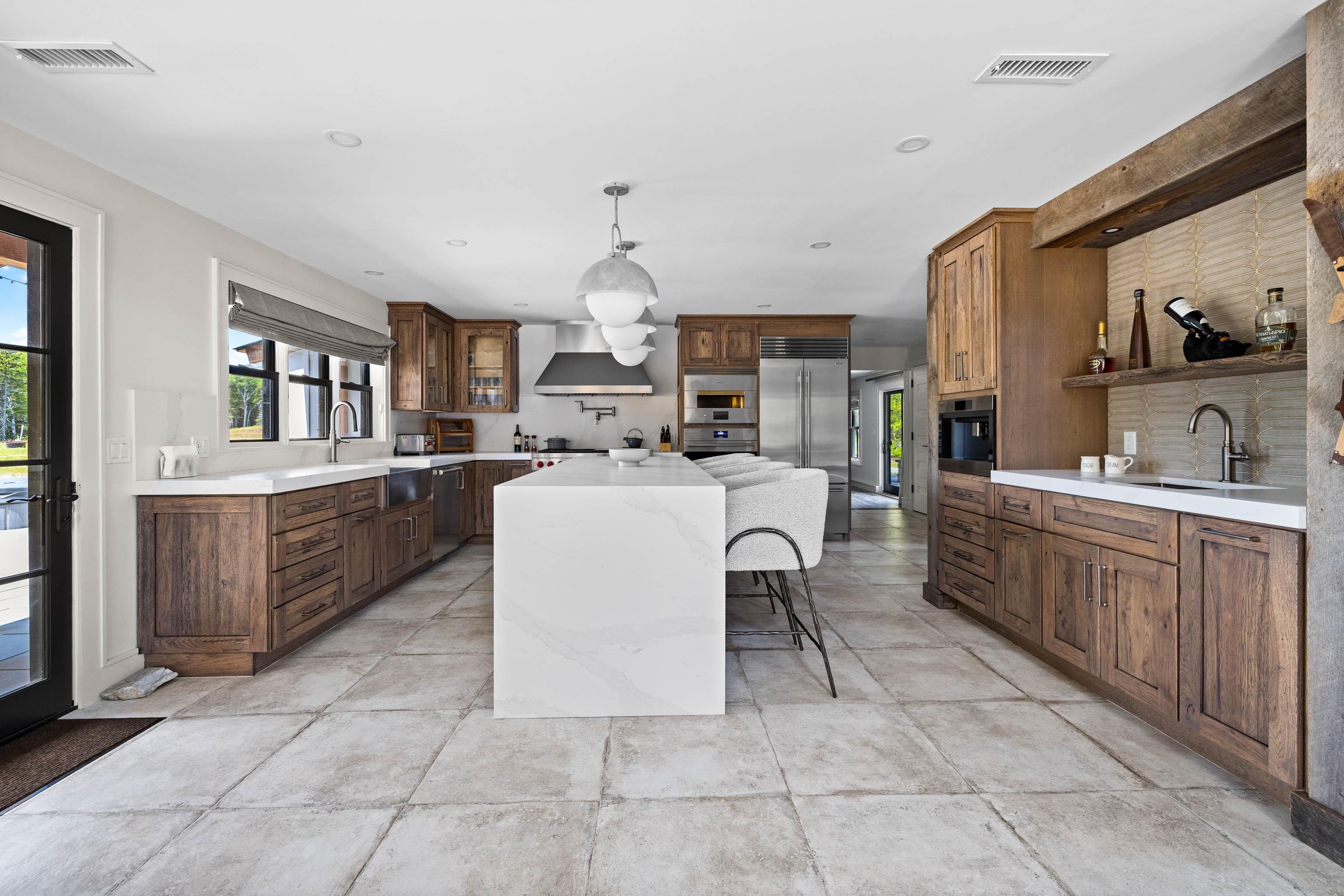 88 Mann Road Property Photo 10