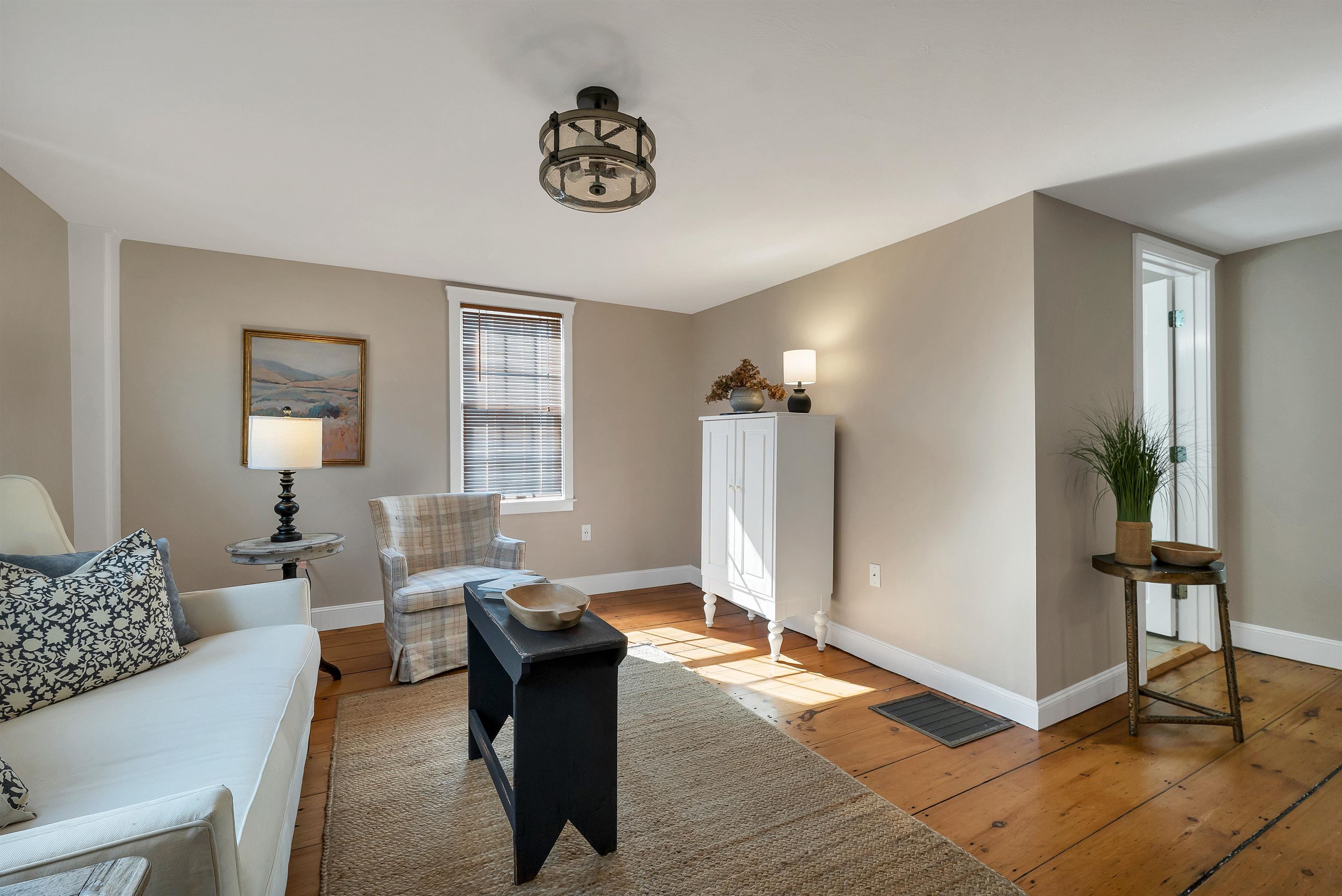 273 Maplewood Avenue Property Photo 7