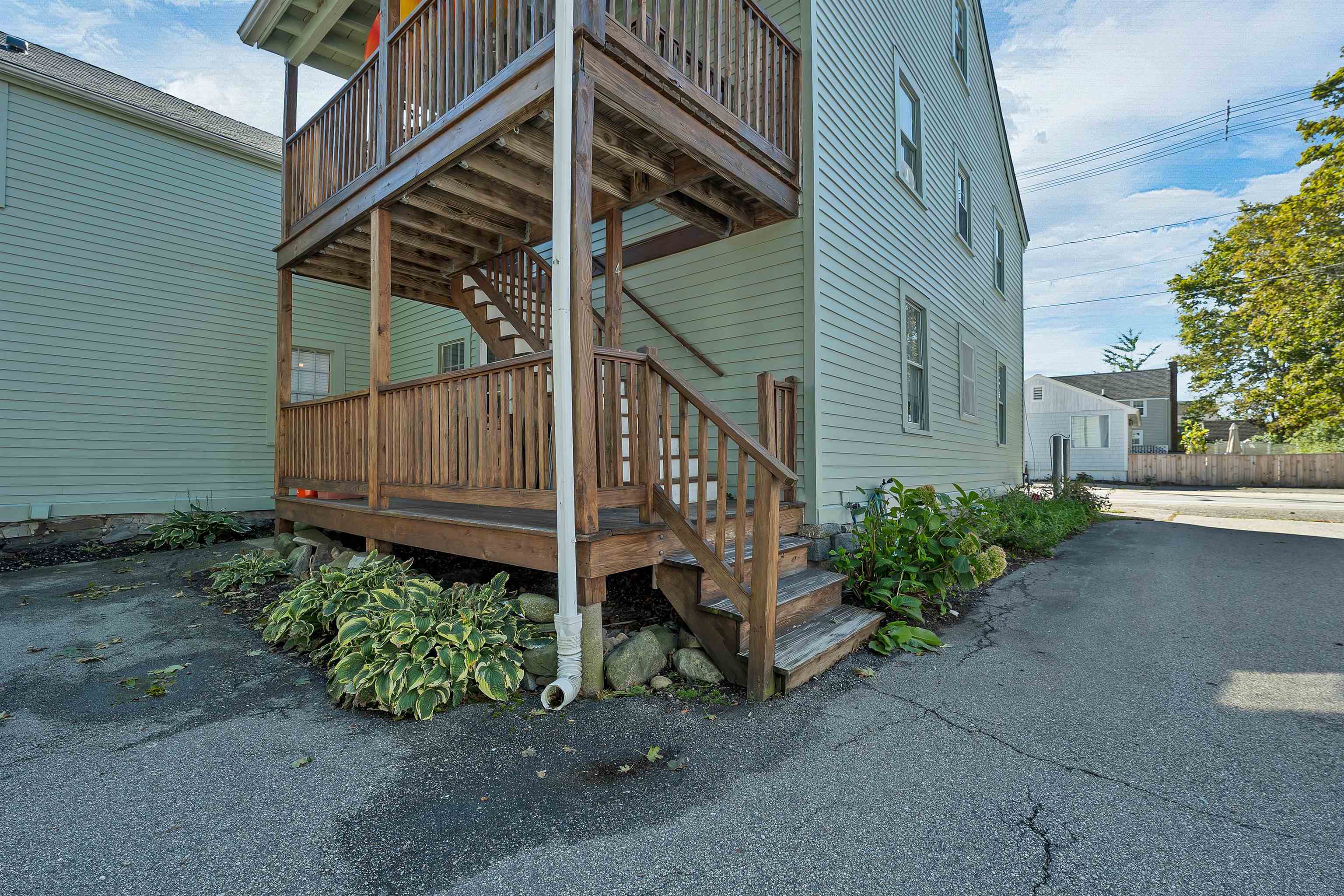 273 Maplewood Avenue Property Photo 29