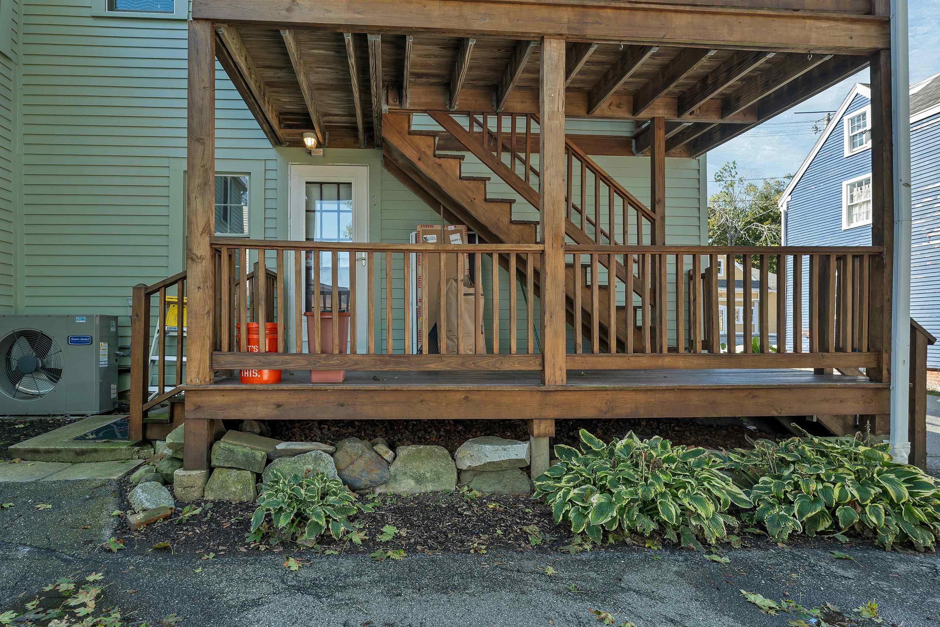 273 Maplewood Avenue Property Photo 30