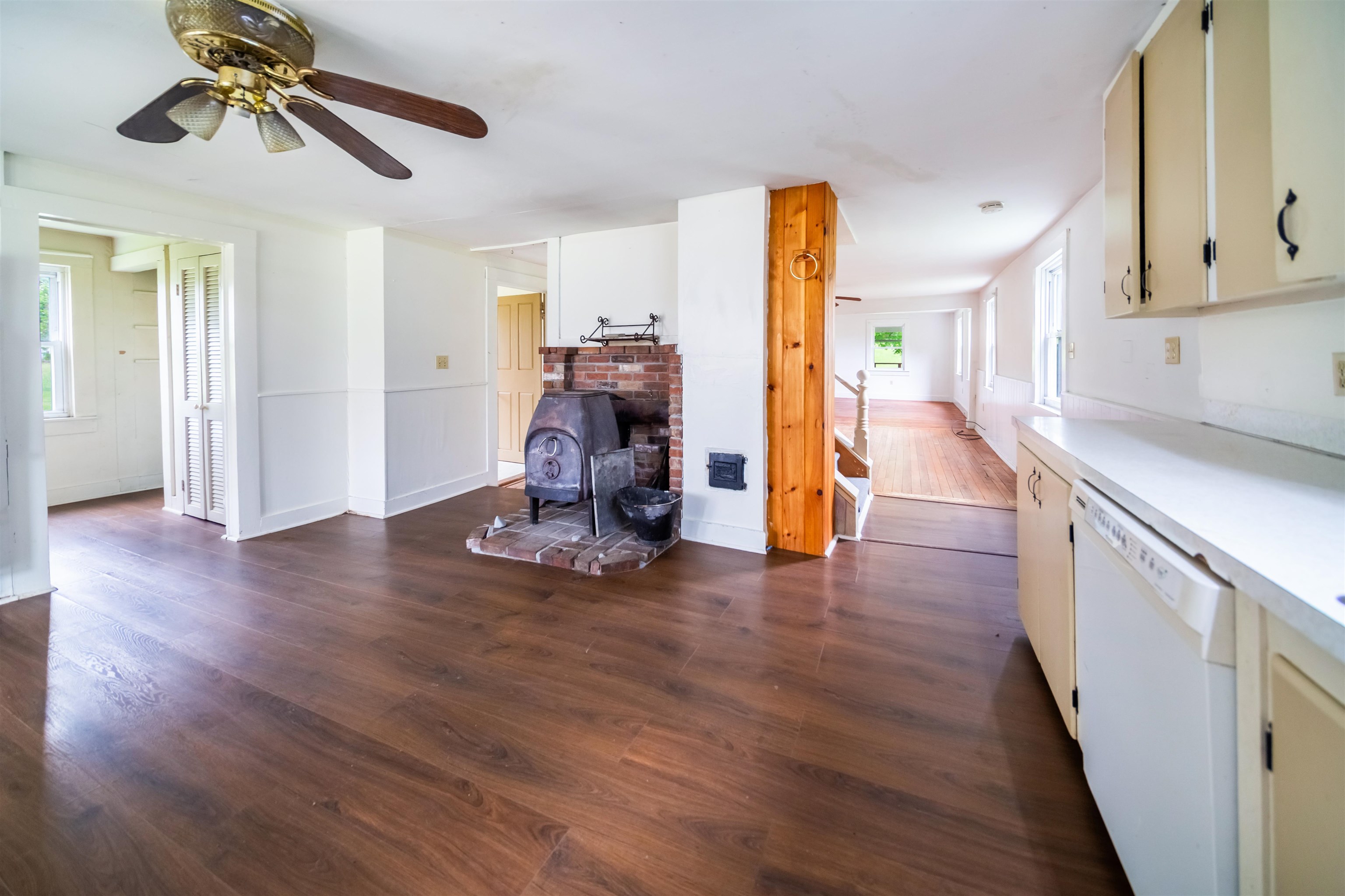 957 Pleasant Valley Road Property Photo 47