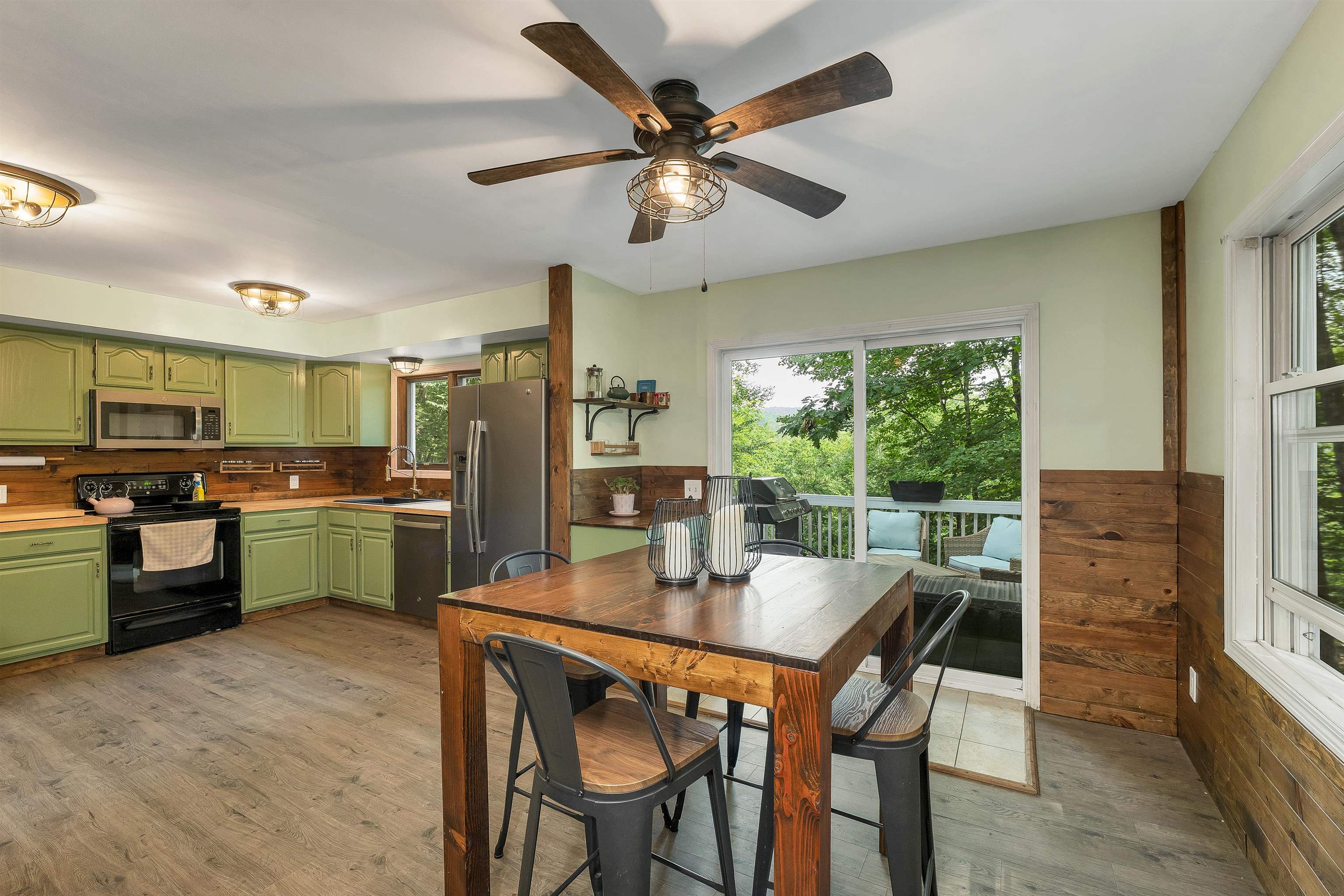 35 Highwoods Trail Property Photo 9