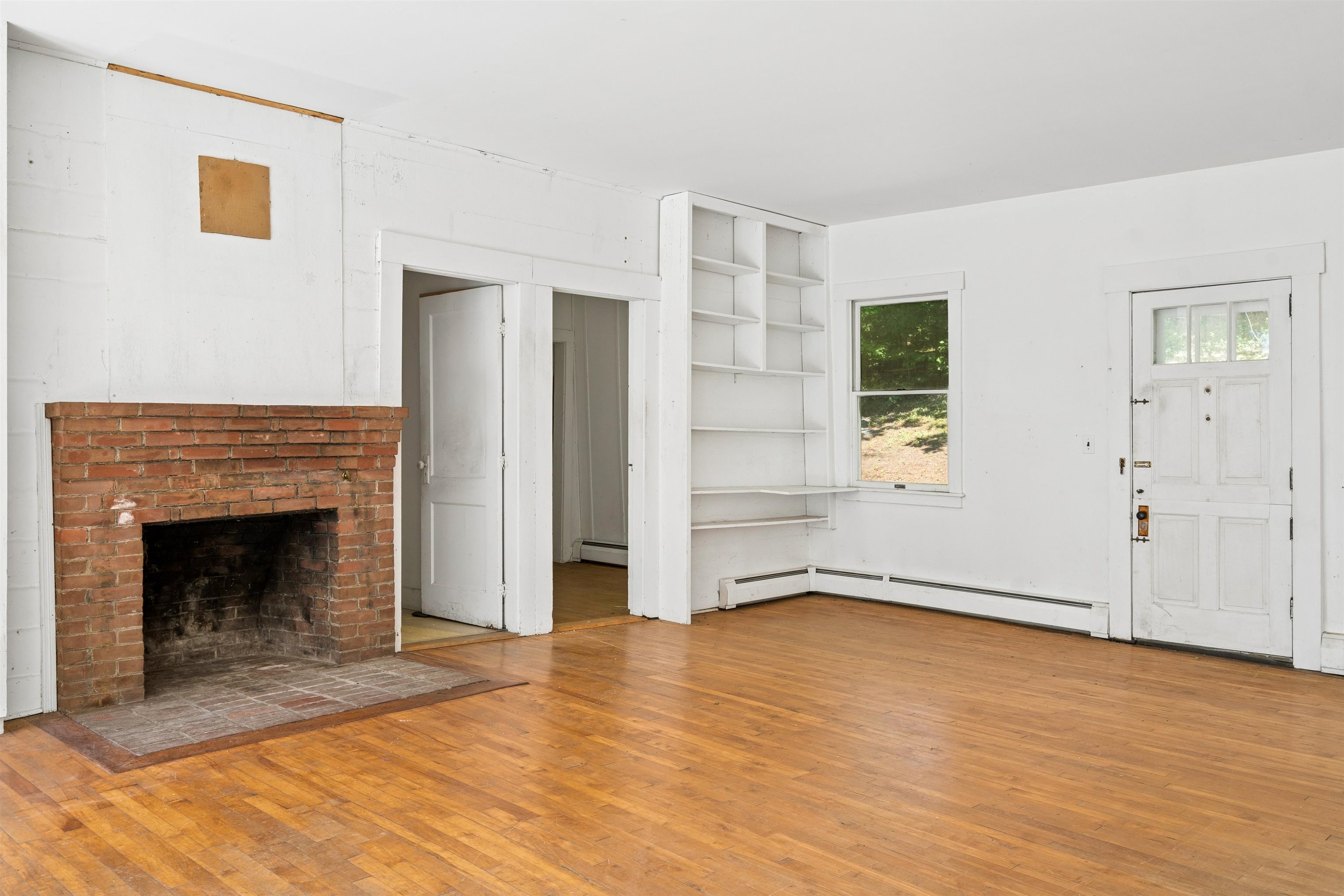 399 Academy Road Property Photo 3