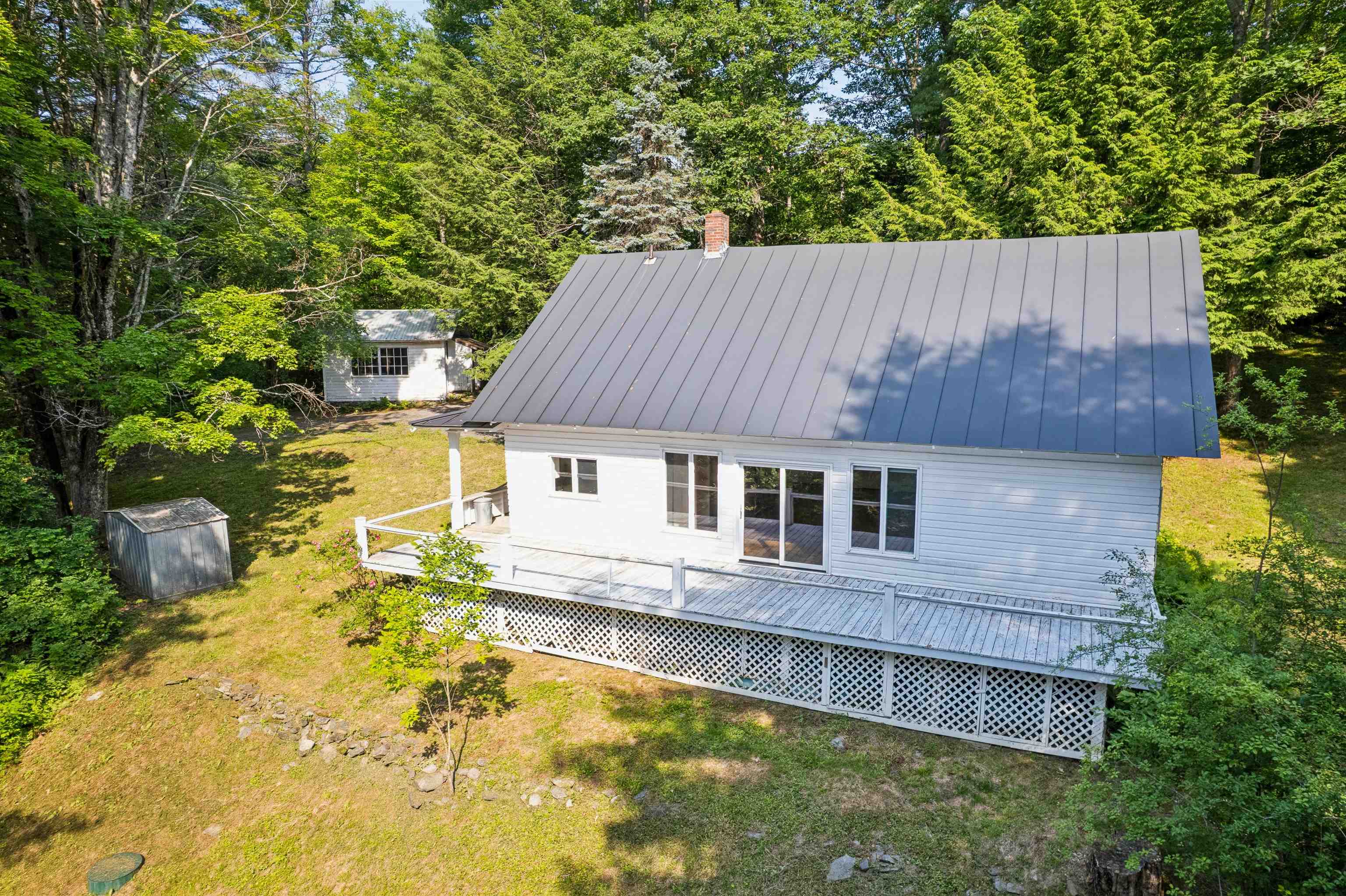 399 Academy Road Property Photo 6