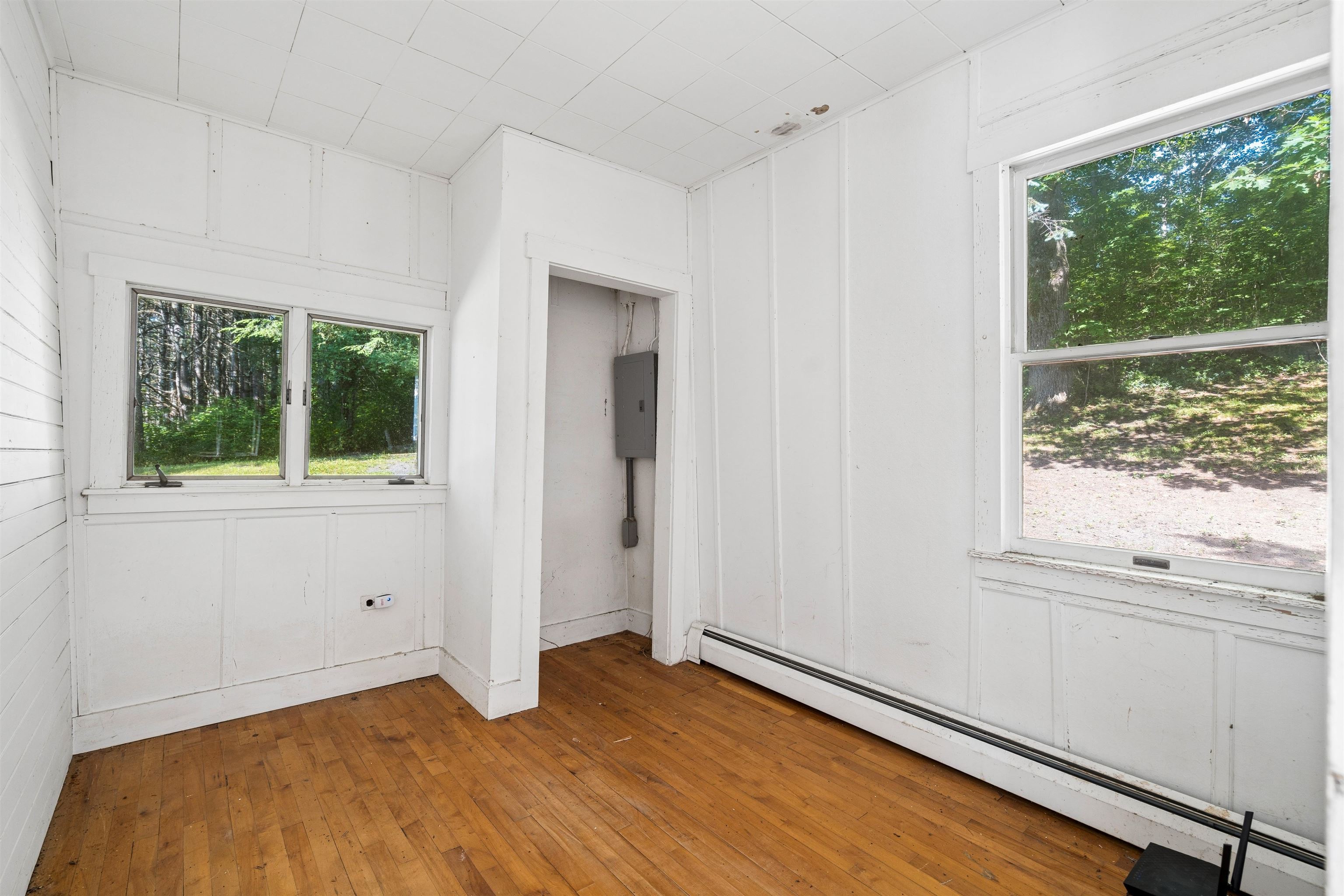 399 Academy Road Property Photo 10