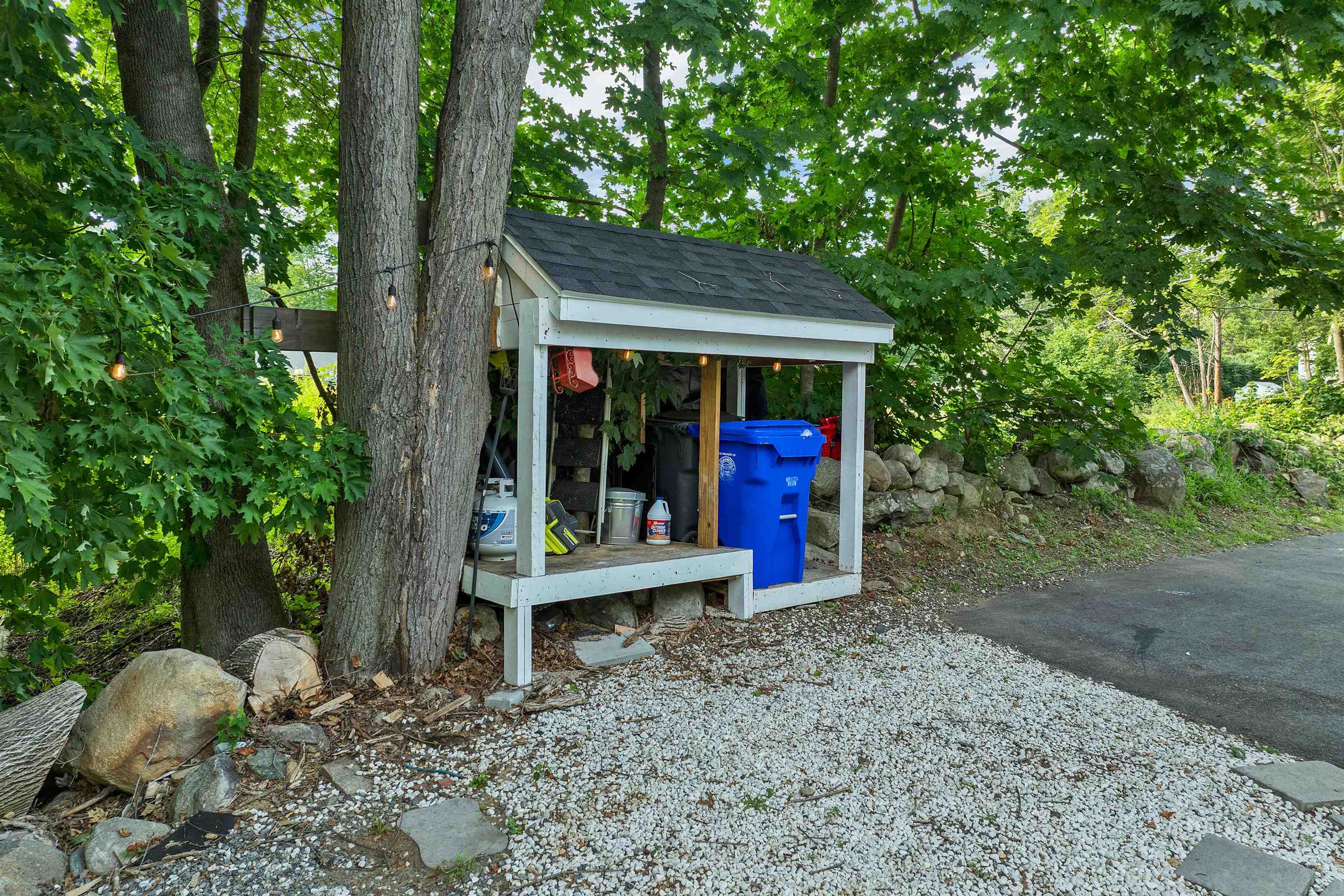 180 E Main Street Property Photo 31