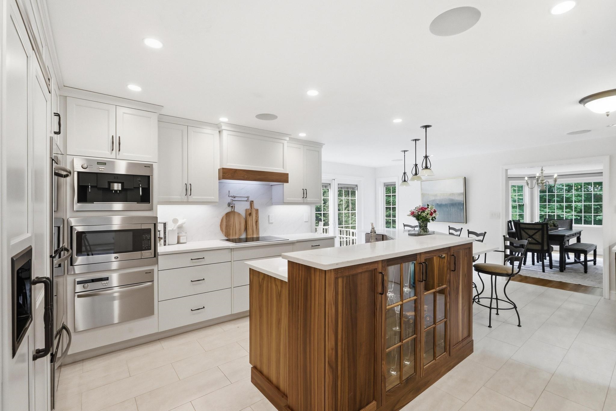 8 Bear Hill Road Property Photo 2