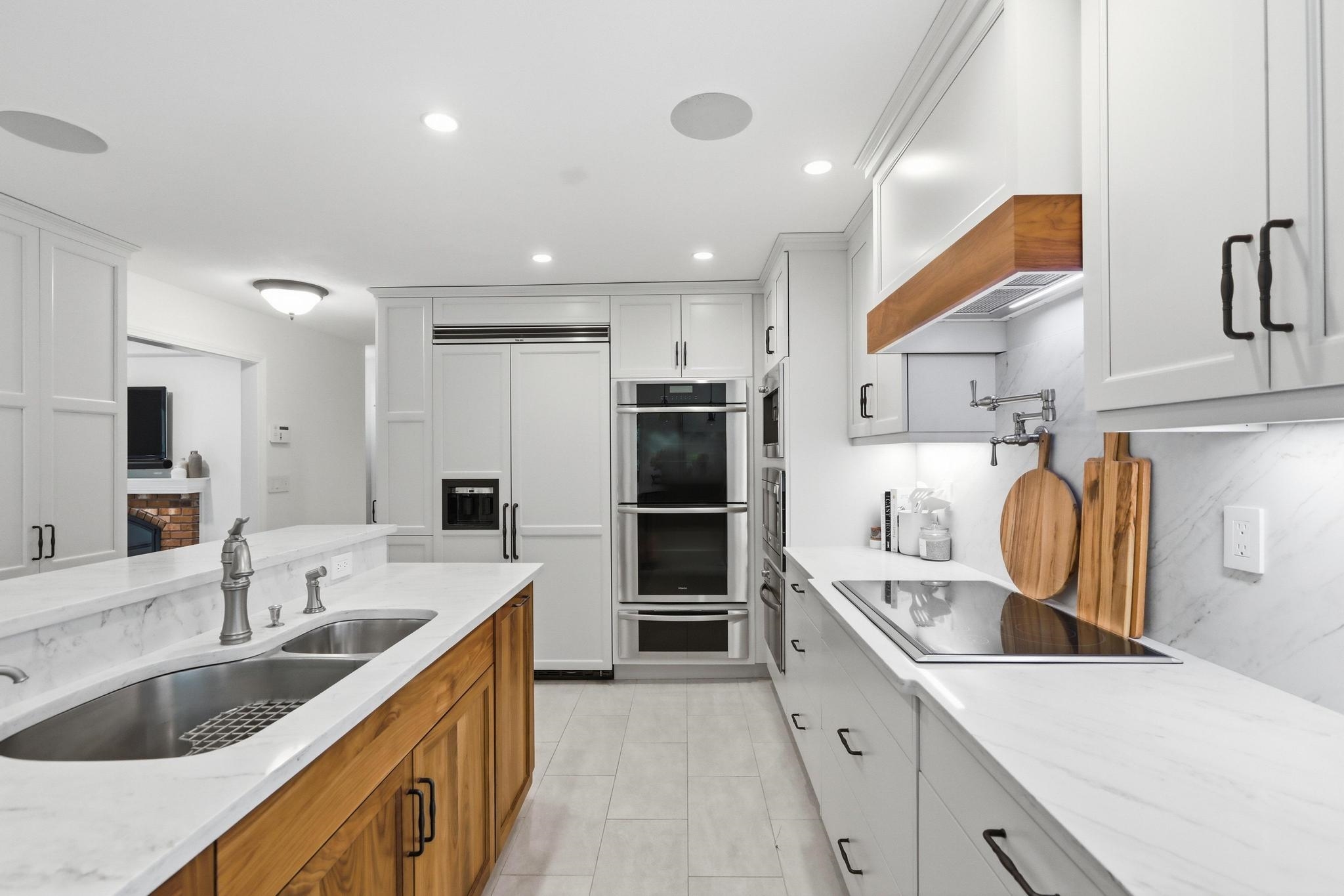 8 Bear Hill Road Property Photo 10