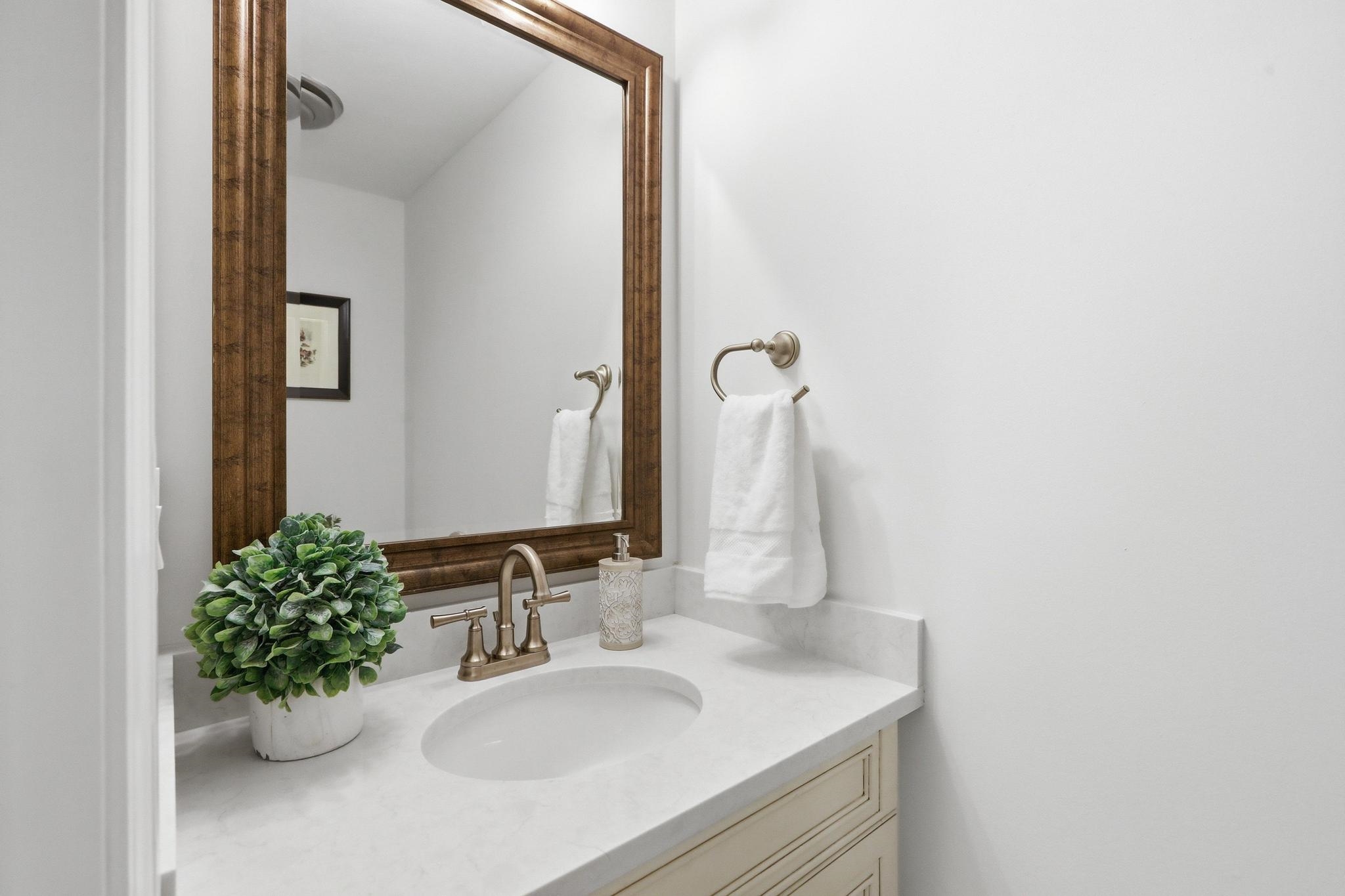 8 Bear Hill Road Property Photo 19