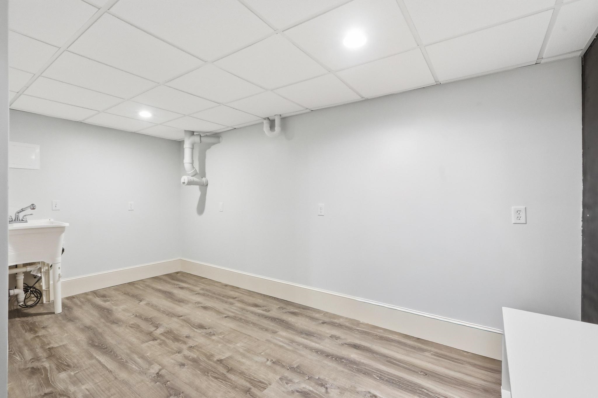 8 Bear Hill Road Property Photo 38
