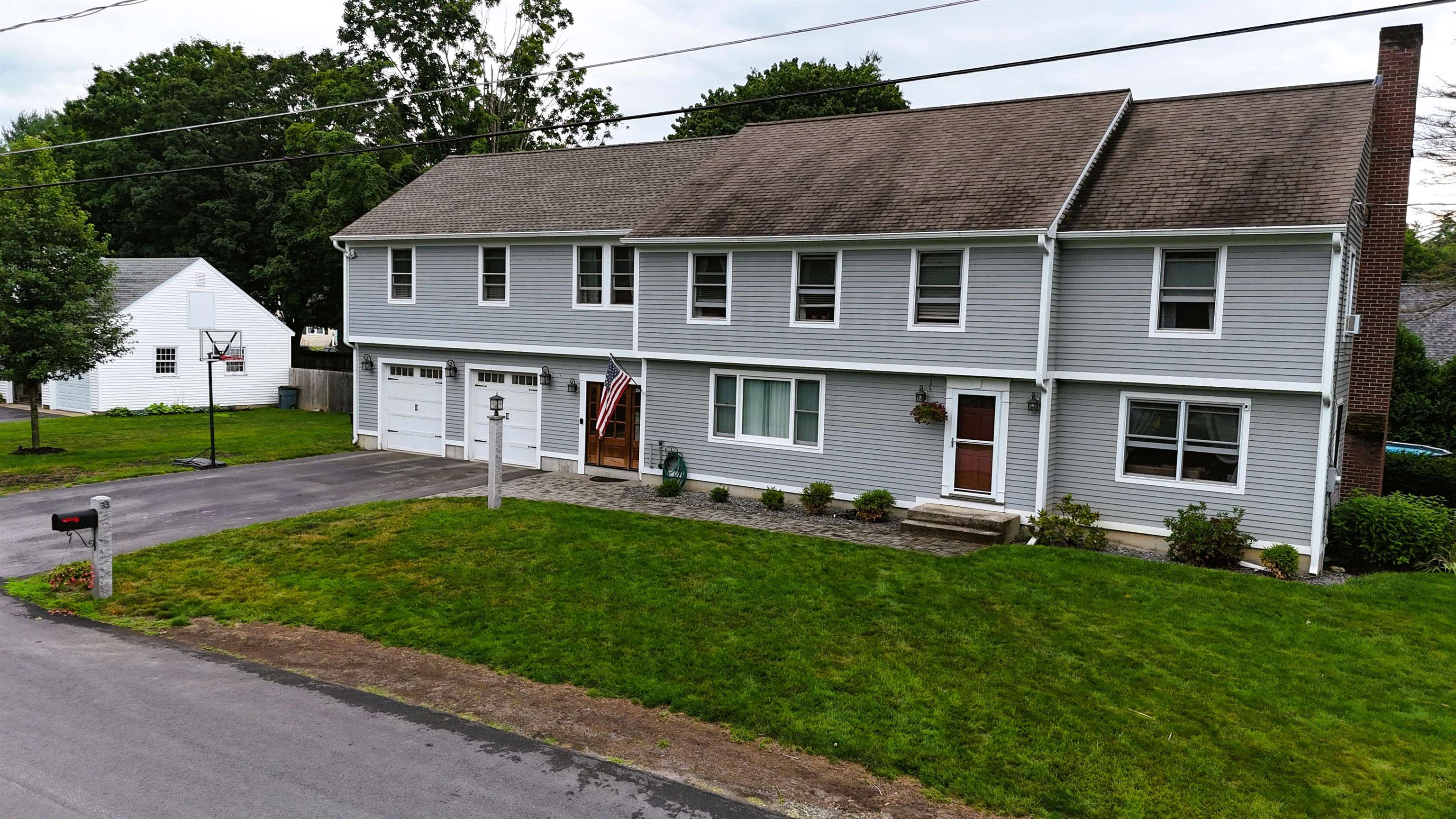 33 Queens Road Property Photo 2