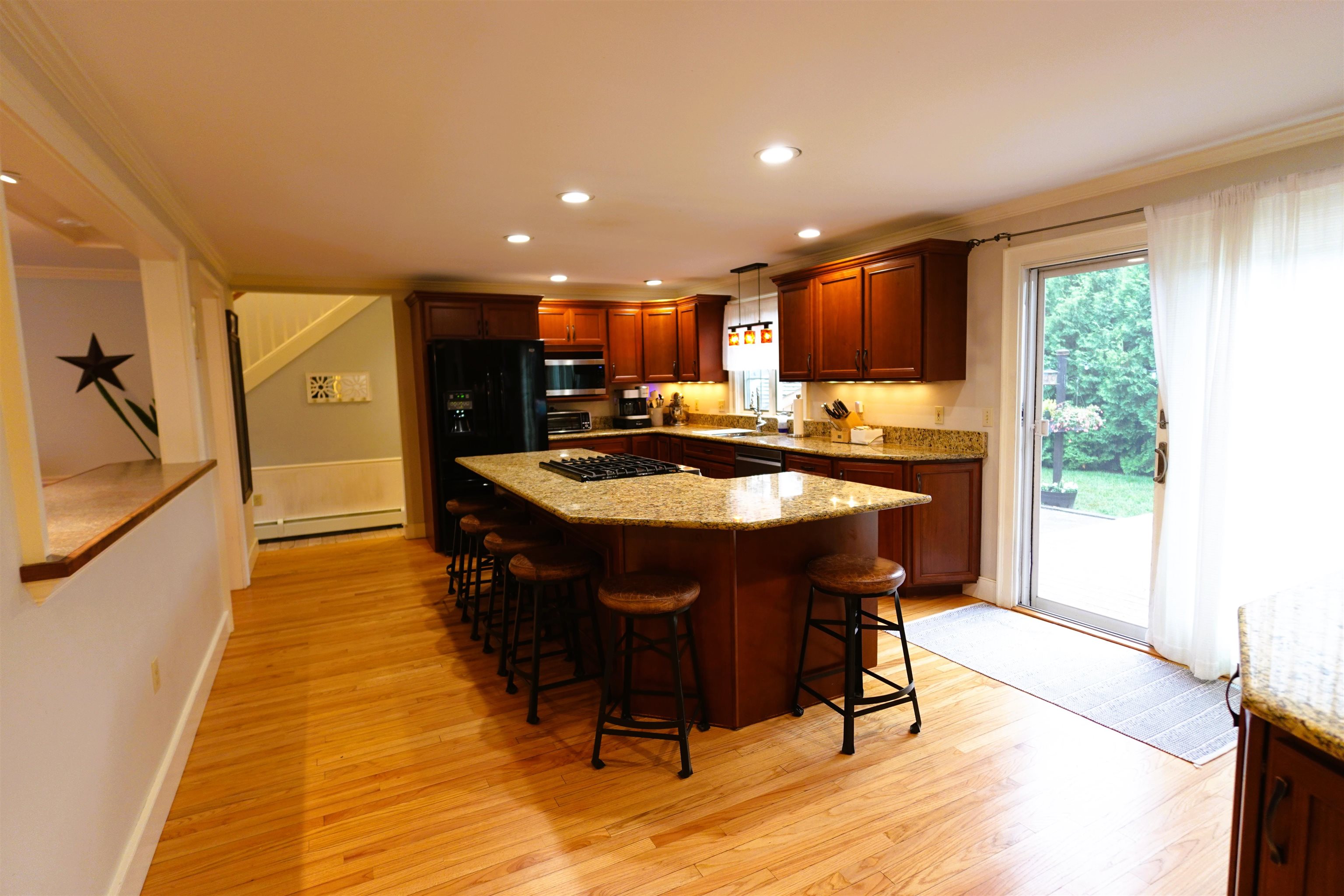 33 Queens Road Property Photo 16