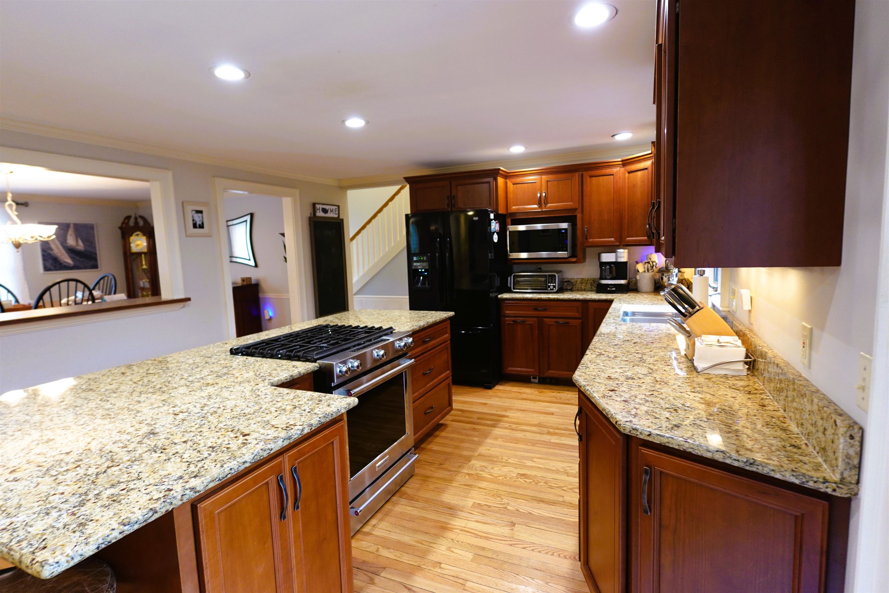 33 Queens Road Property Photo 17