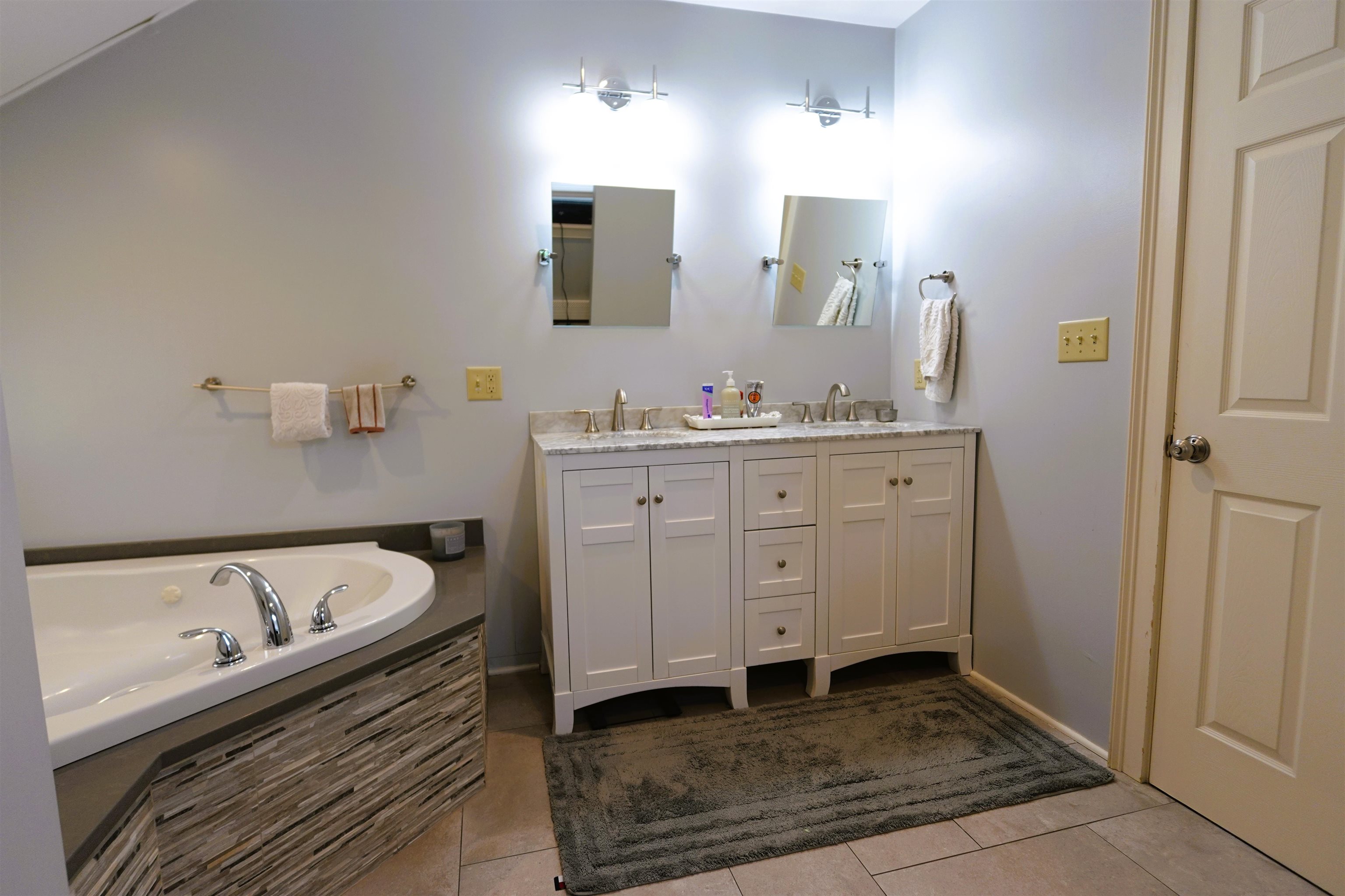 33 Queens Road Property Photo 52