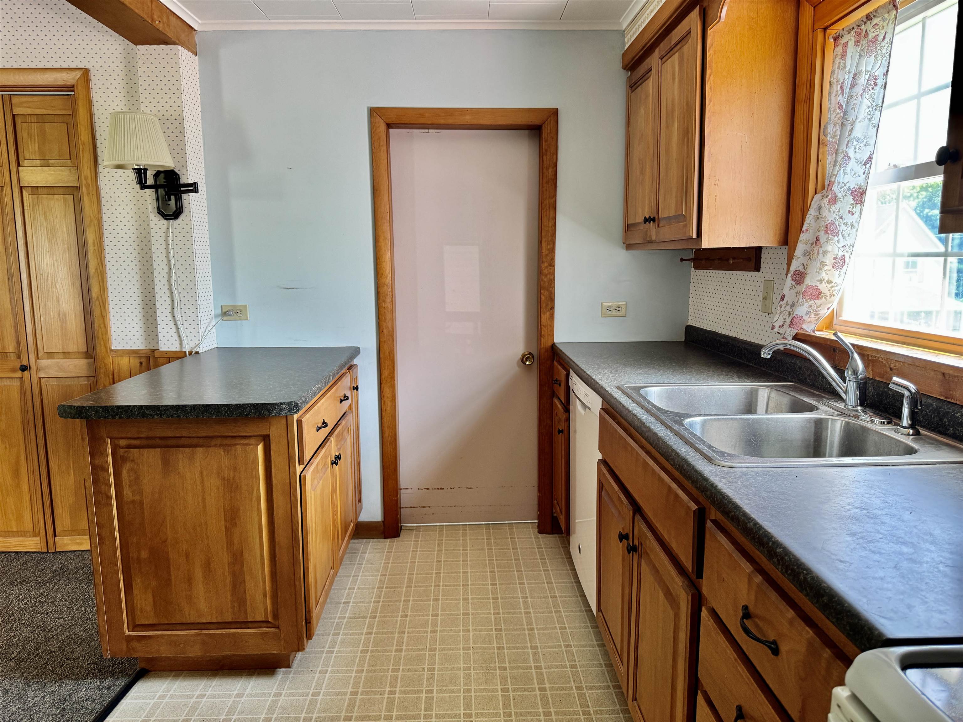89 Church Hill Road Property Photo 7