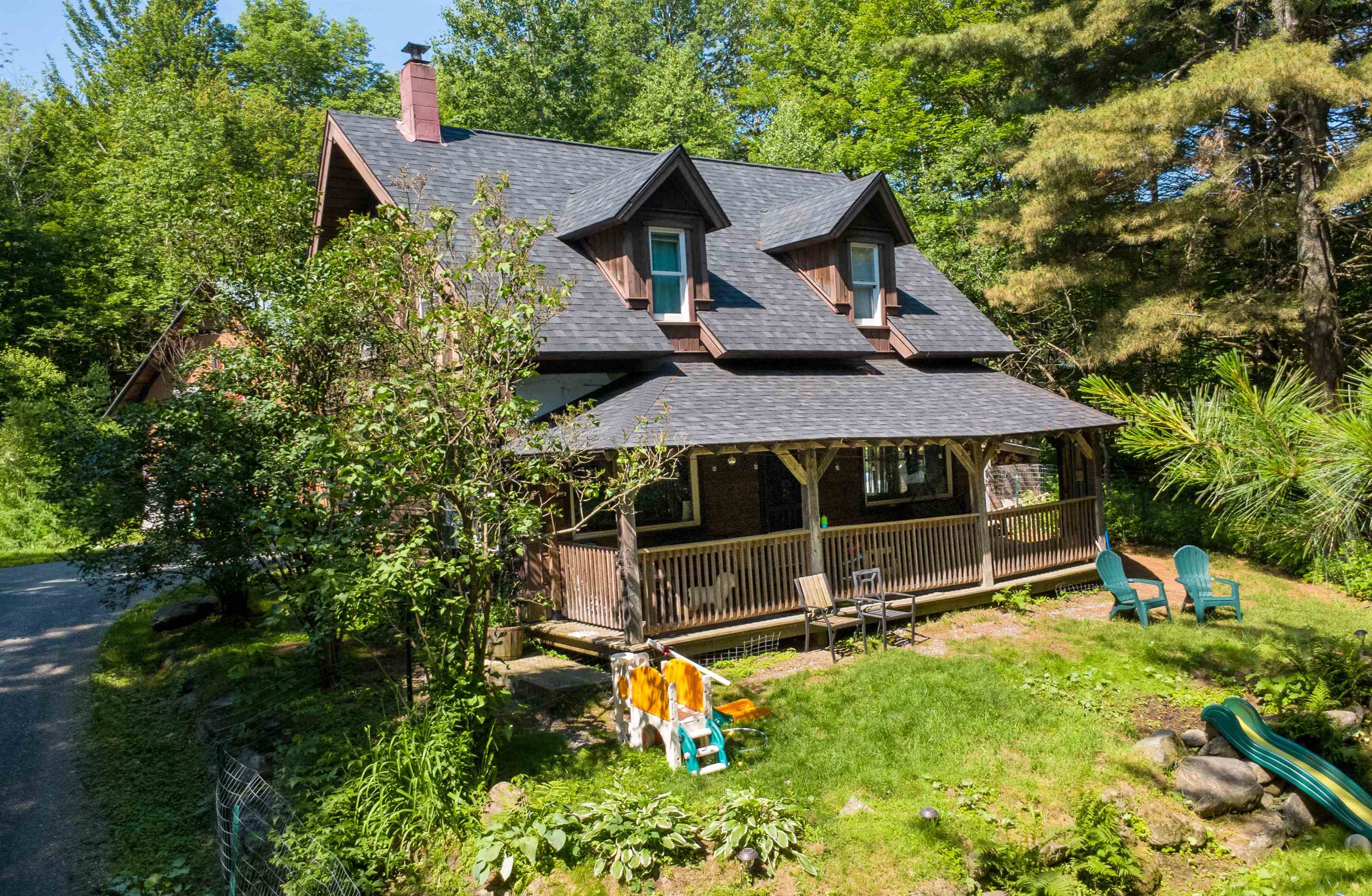 2575 Elmore Pond Road Property Photo 1