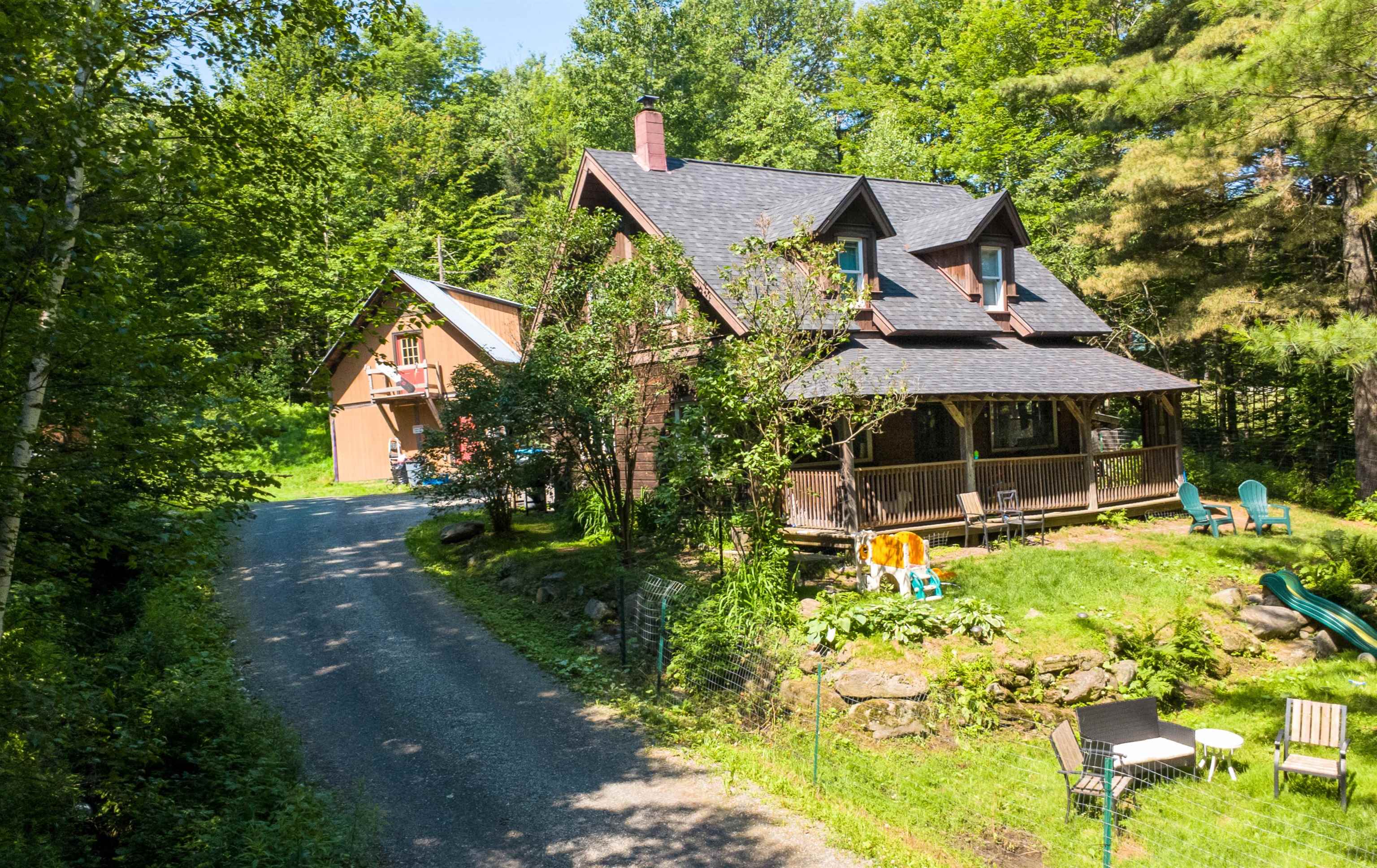 2575 Elmore Pond Road Property Photo 2