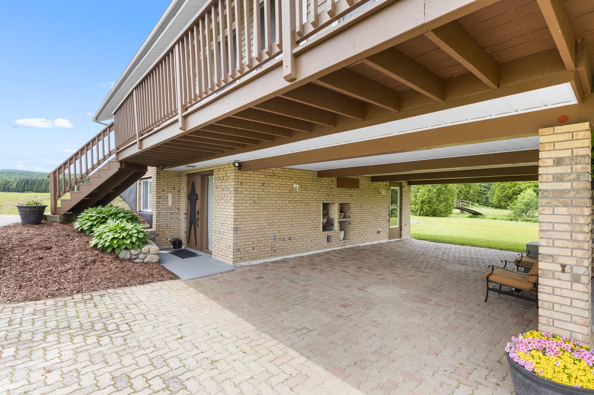 261 Song Bird Drive Property Photo 28