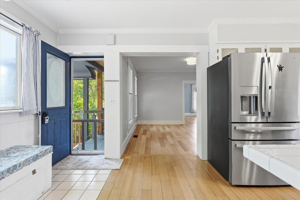 320 Charles Street Property Photo 15